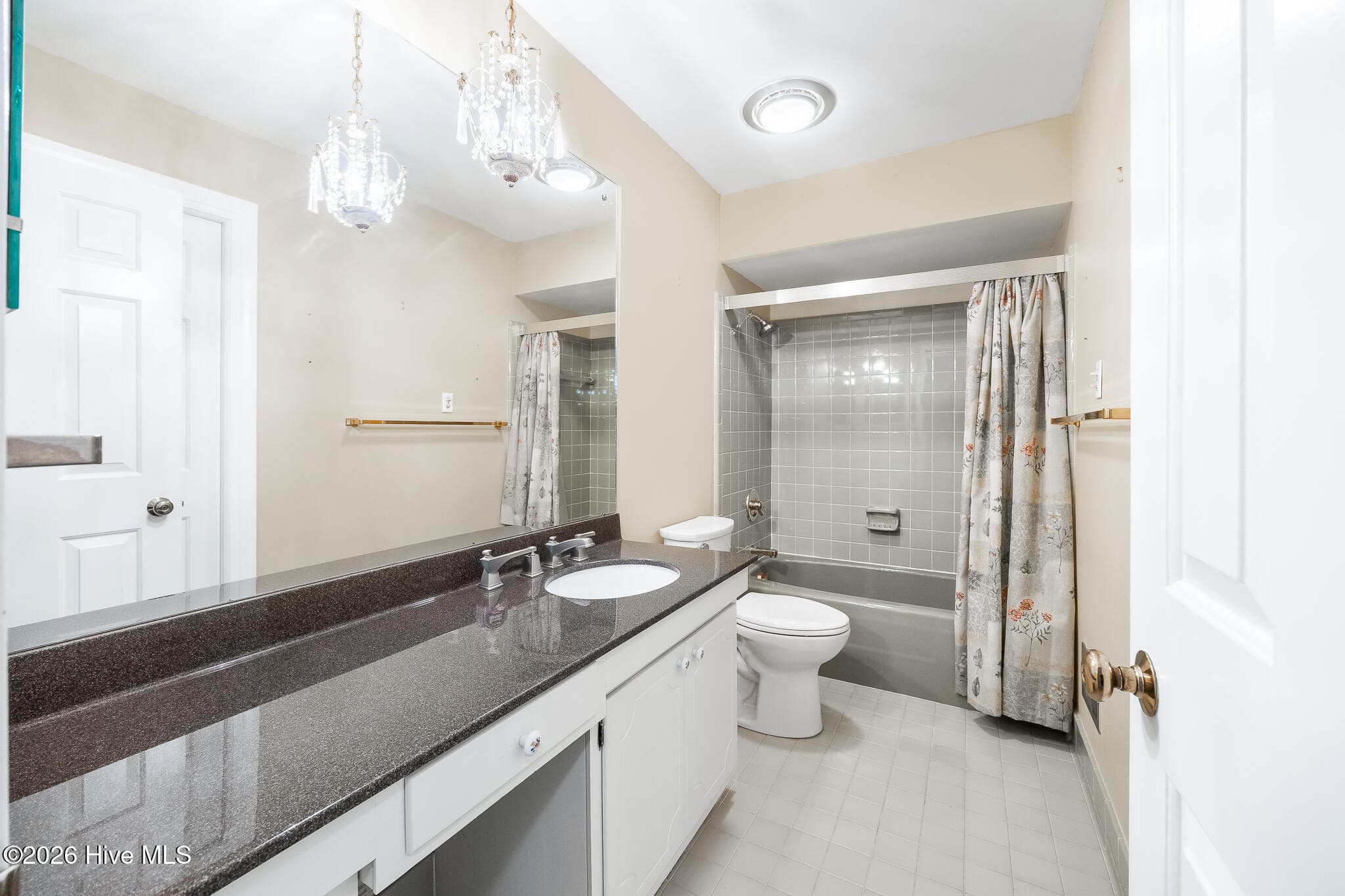 Condominium at 12 Village Green Circle 12, Southern Pines, NC 28387, photo 21 of 40