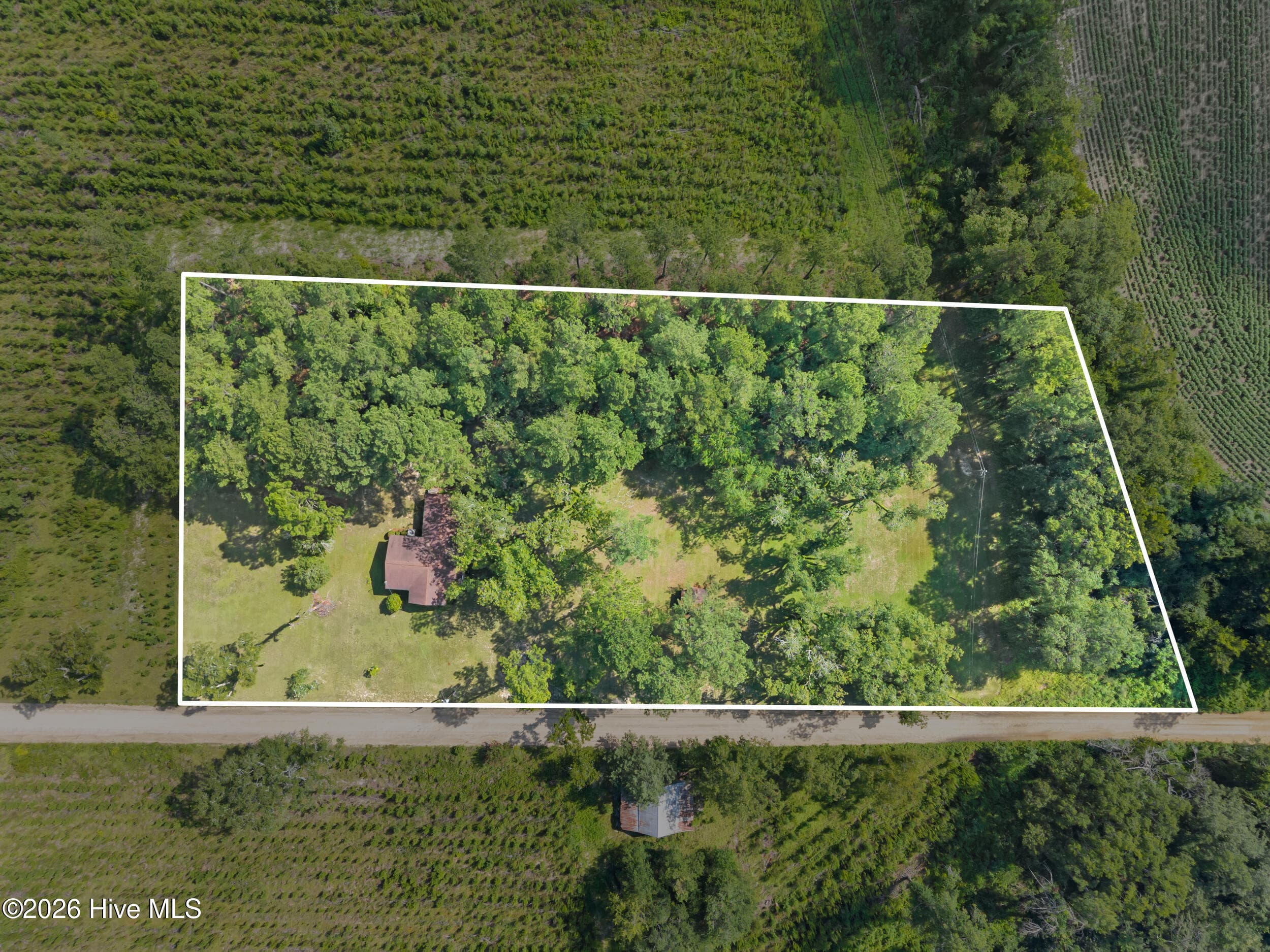Single Family Residence at 4960 Woodland Way, Millen, GA 30442, photo 2 of 32