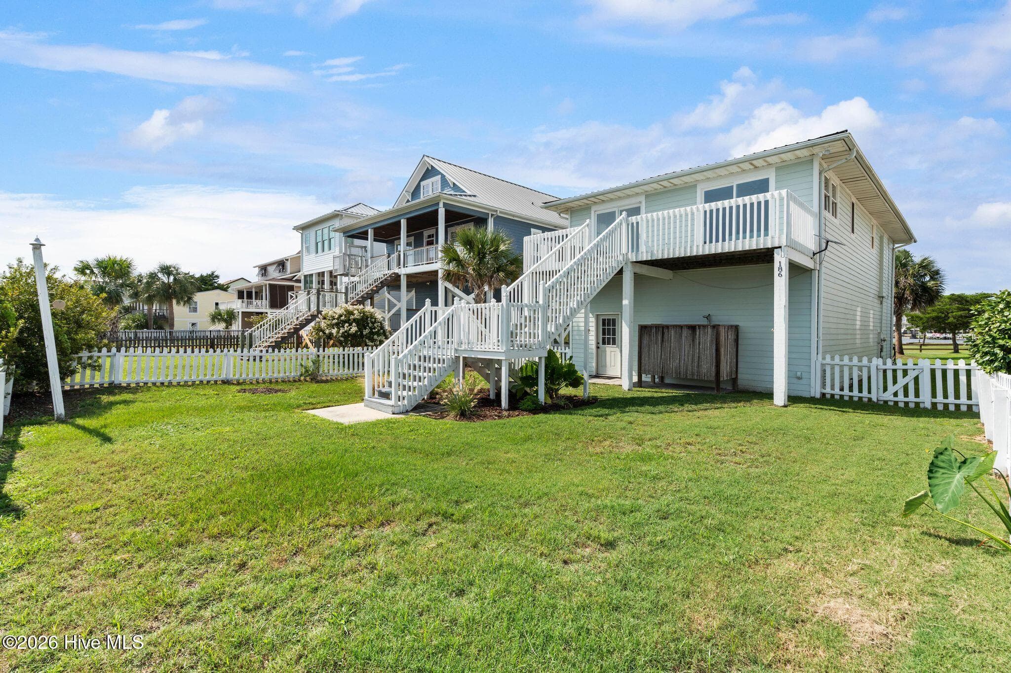 Single Family Residence at 186 Sailfish Drive, Holden Beach, NC 28462, Holden Beach, photo 5 of 50