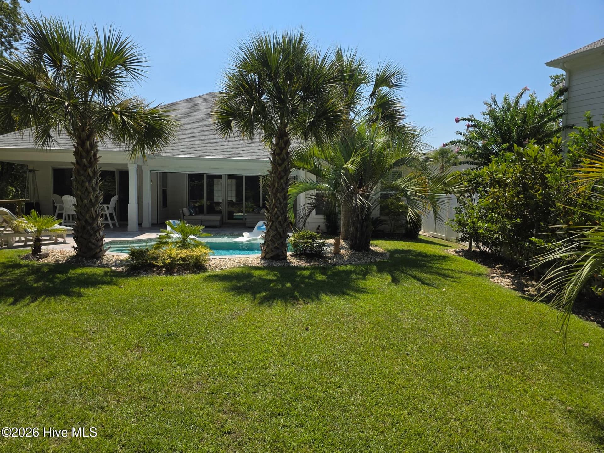 Single Family Residence at 2016 Manor Parc Drive, Calabash, NC 28467, photo 40 of 127