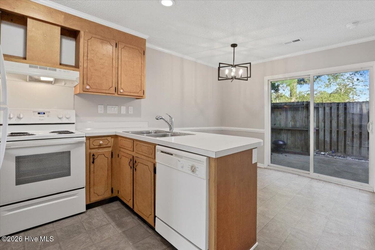 Townhouse at 1005 Spring Forest Road G2, Greenville, NC 27834, photo 10 of 30