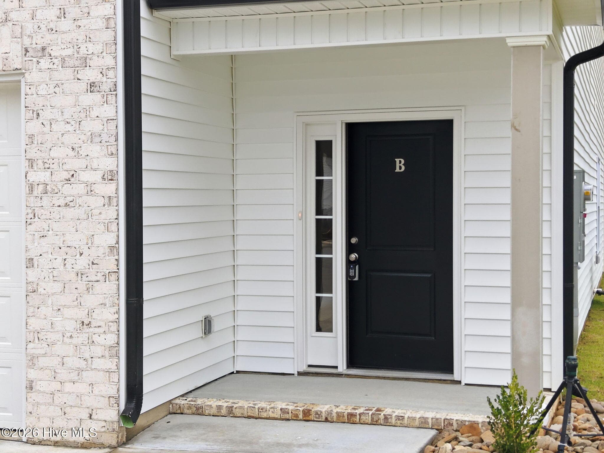 Townhouse at 2005 Dartford Drive B, Greenville, NC 27834, photo 6 of 56