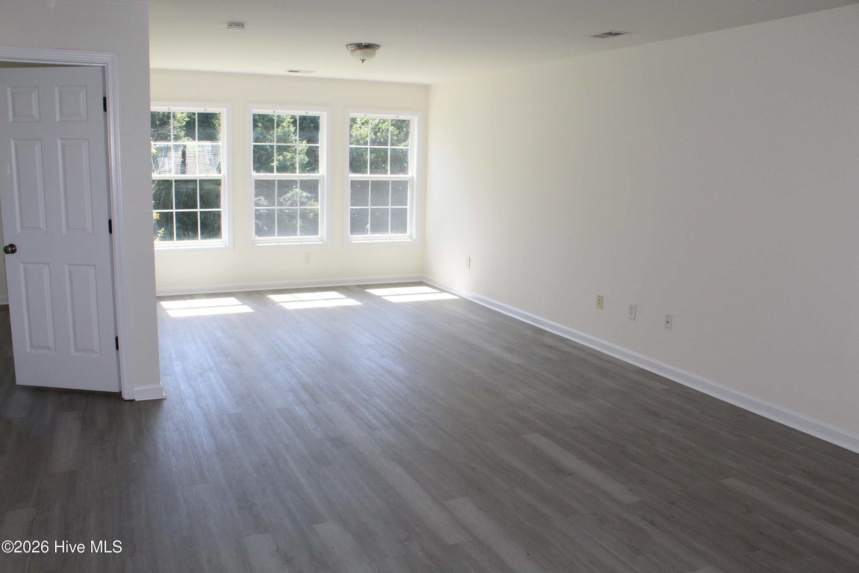 Townhouse at 132 Cobblers Circle, Calabash, NC 28467, photo 9 of 22