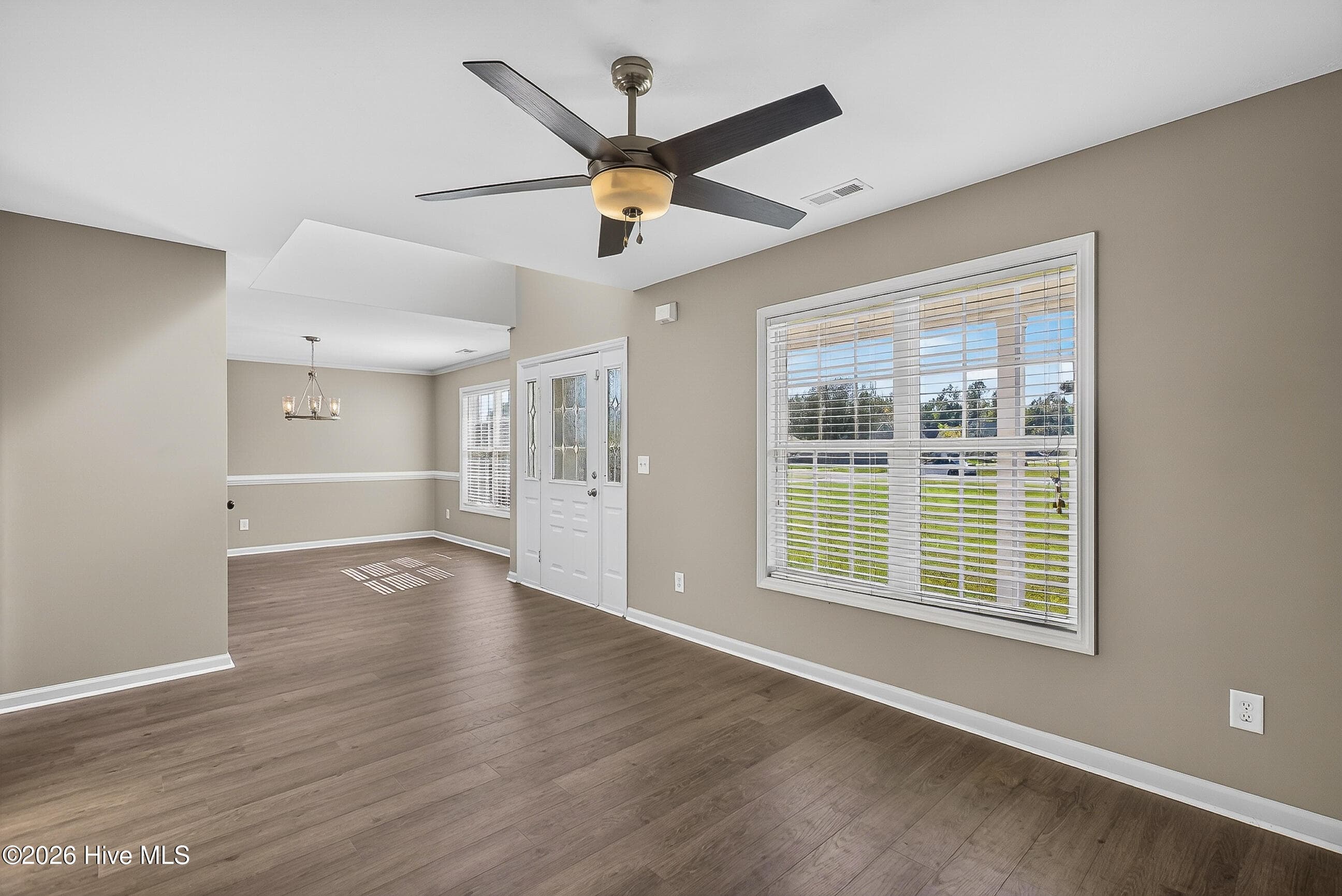 Single Family Residence at 172 E Ridge Court, Jacksonville, NC 28540, photo 7 of 50