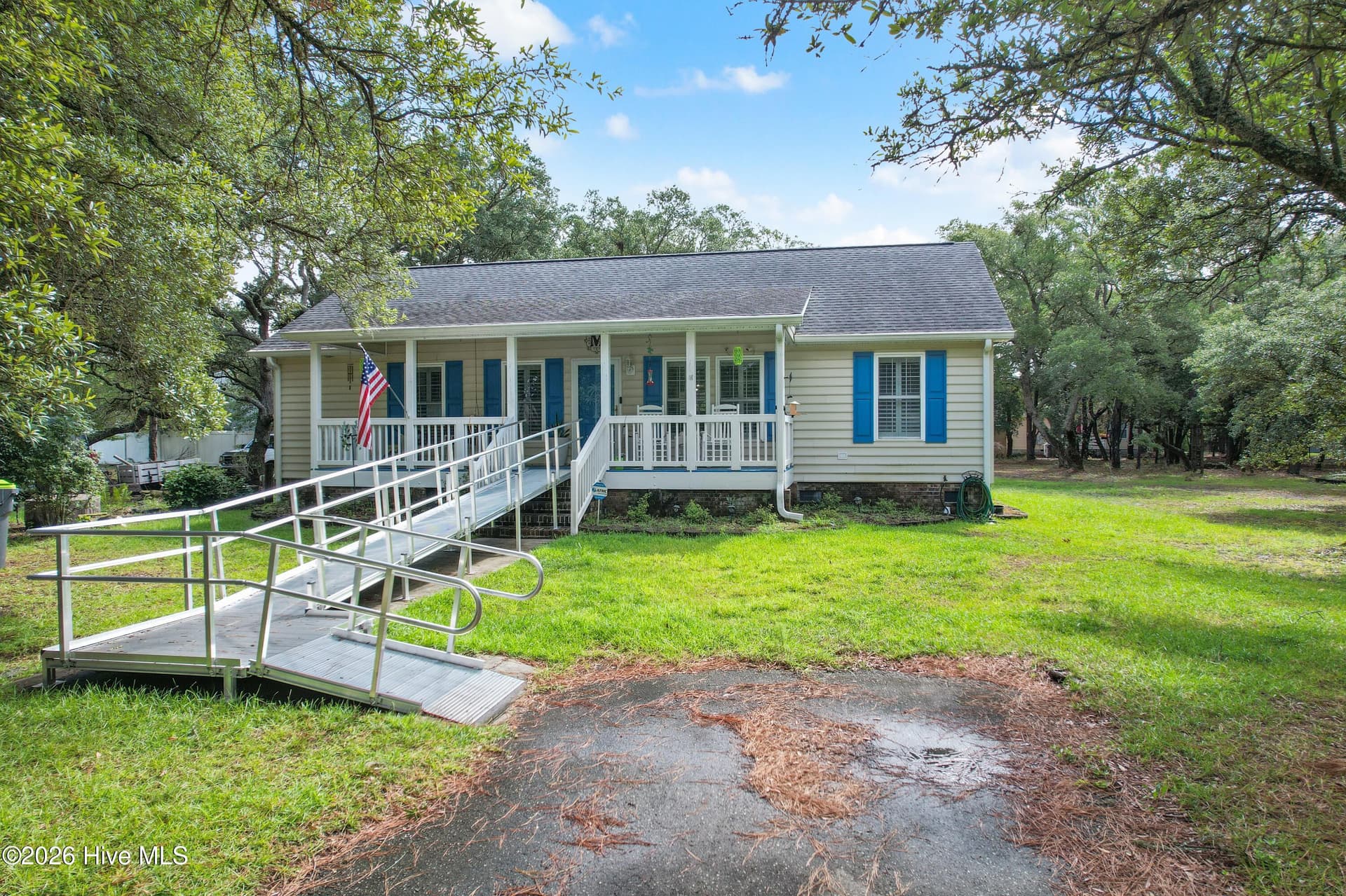 Single Family Residence at 2560 Waterscape Drive SW, Supply, NC 28462, photo 14 of 92