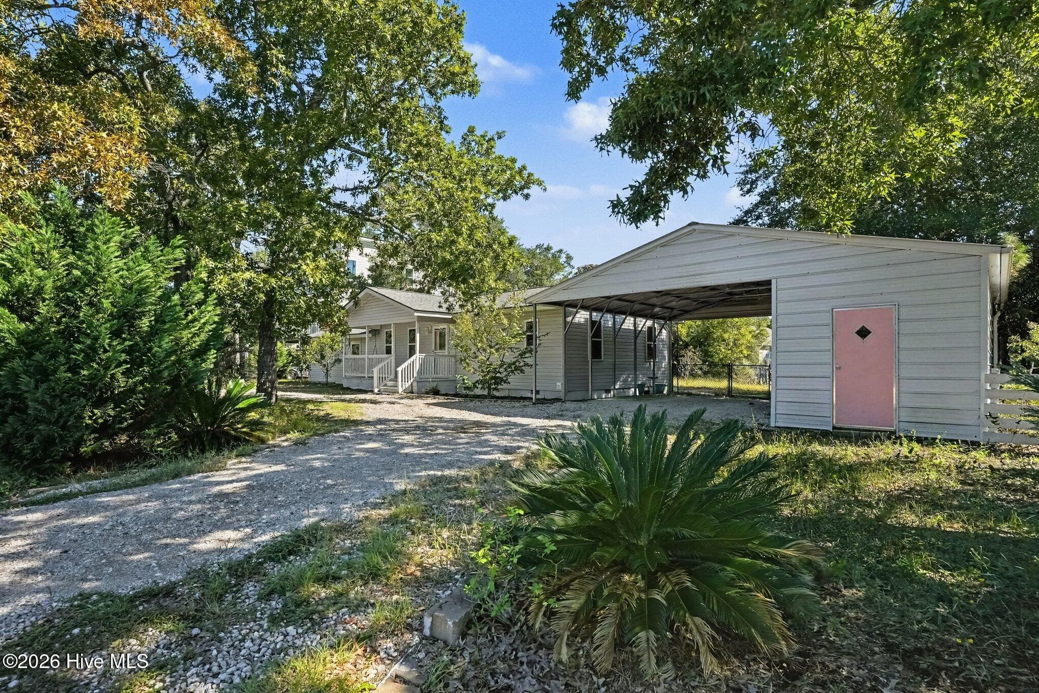 Single Family Residence at 124 N Middleton Avenue, Oak Island, NC 28465, Oak Island, photo 34 of 48