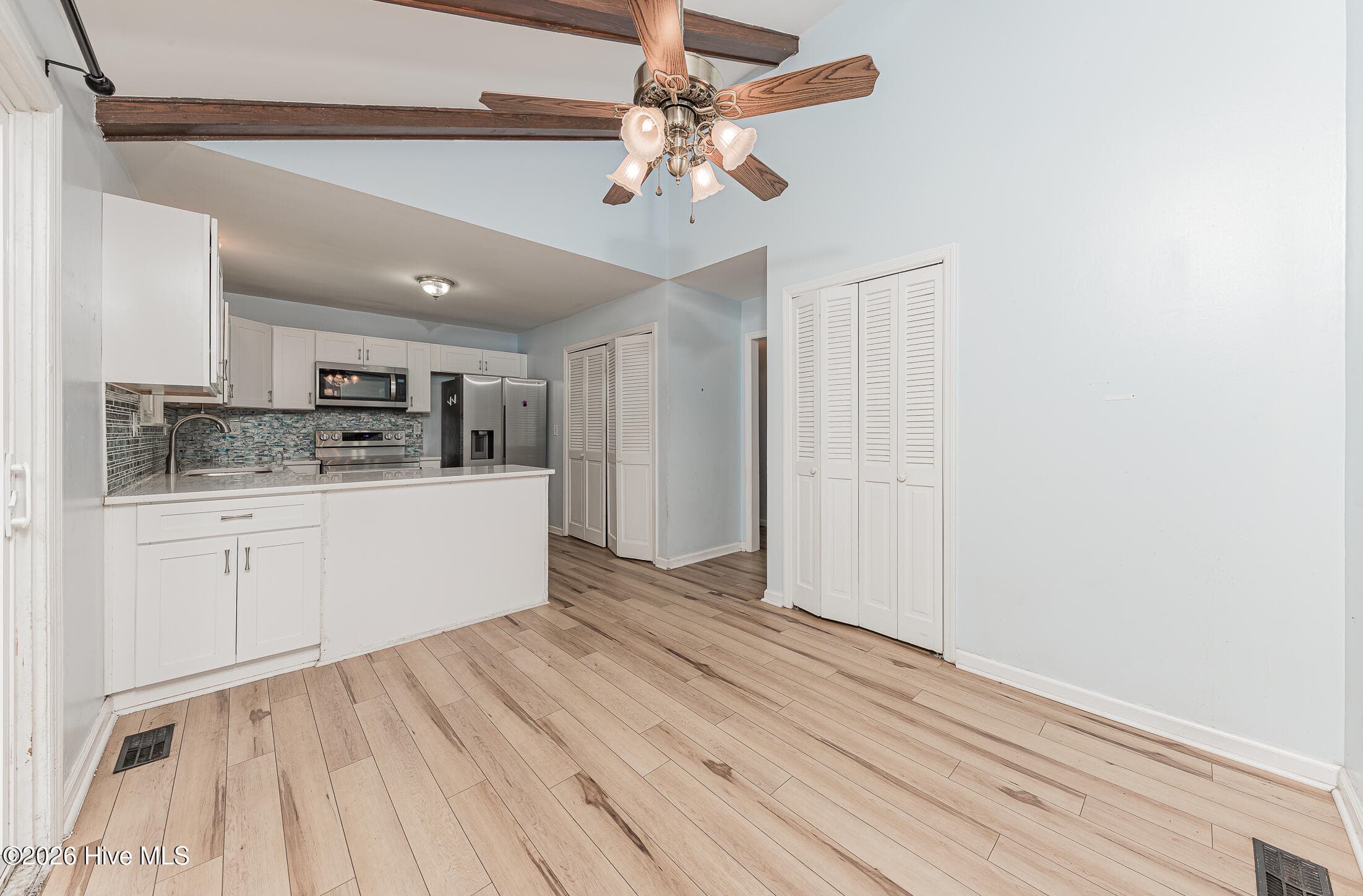 Single Family Residence at 102 Lionel Avenue, Jacksonville, NC 28540, photo 21 of 77