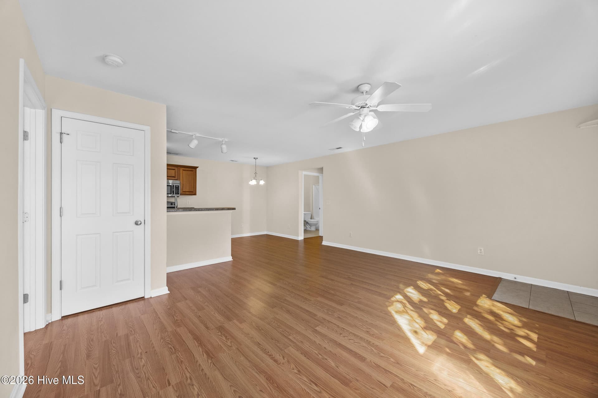 Condominium at 4420 Jay Bird Circle Unit 101, Wilmington, NC 28412, photo 10 of 36
