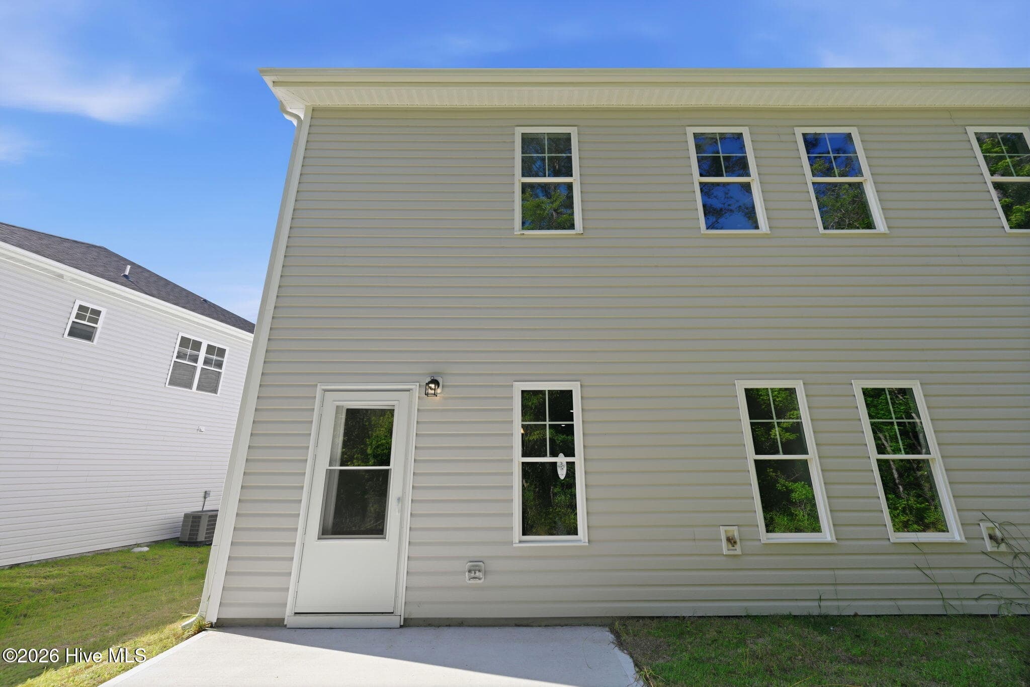 Townhouse at 211 Holly Sands Loop, Holly Ridge, NC 28445, photo 8 of 8