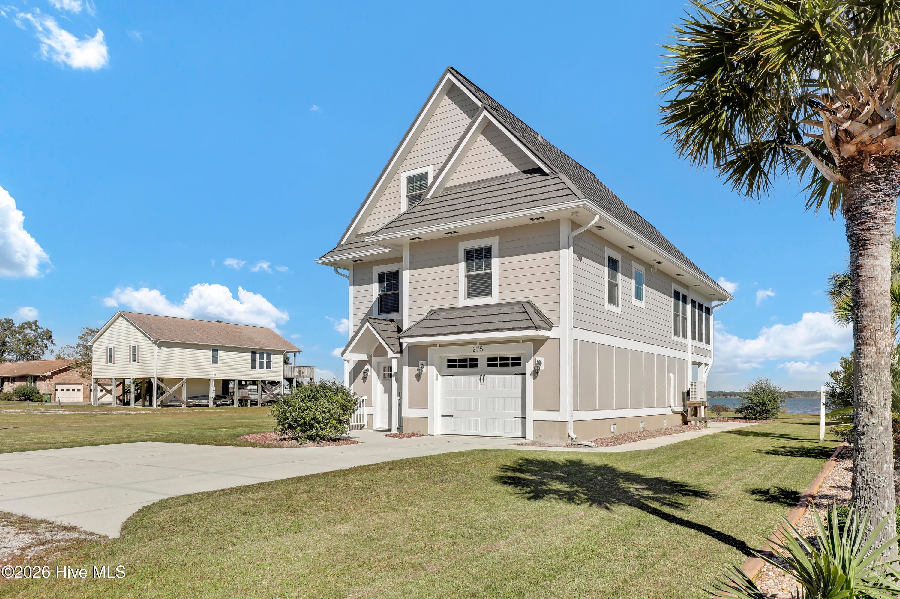 Single Family Residence at 275 Riverside Drive, Sneads Ferry, NC 28460, photo 35 of 46