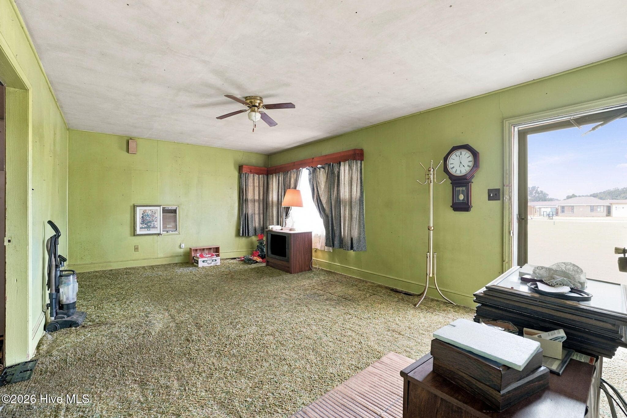 Single Family Residence at 8466 Hwy 903, Halifax, NC 27839, photo 6 of 38