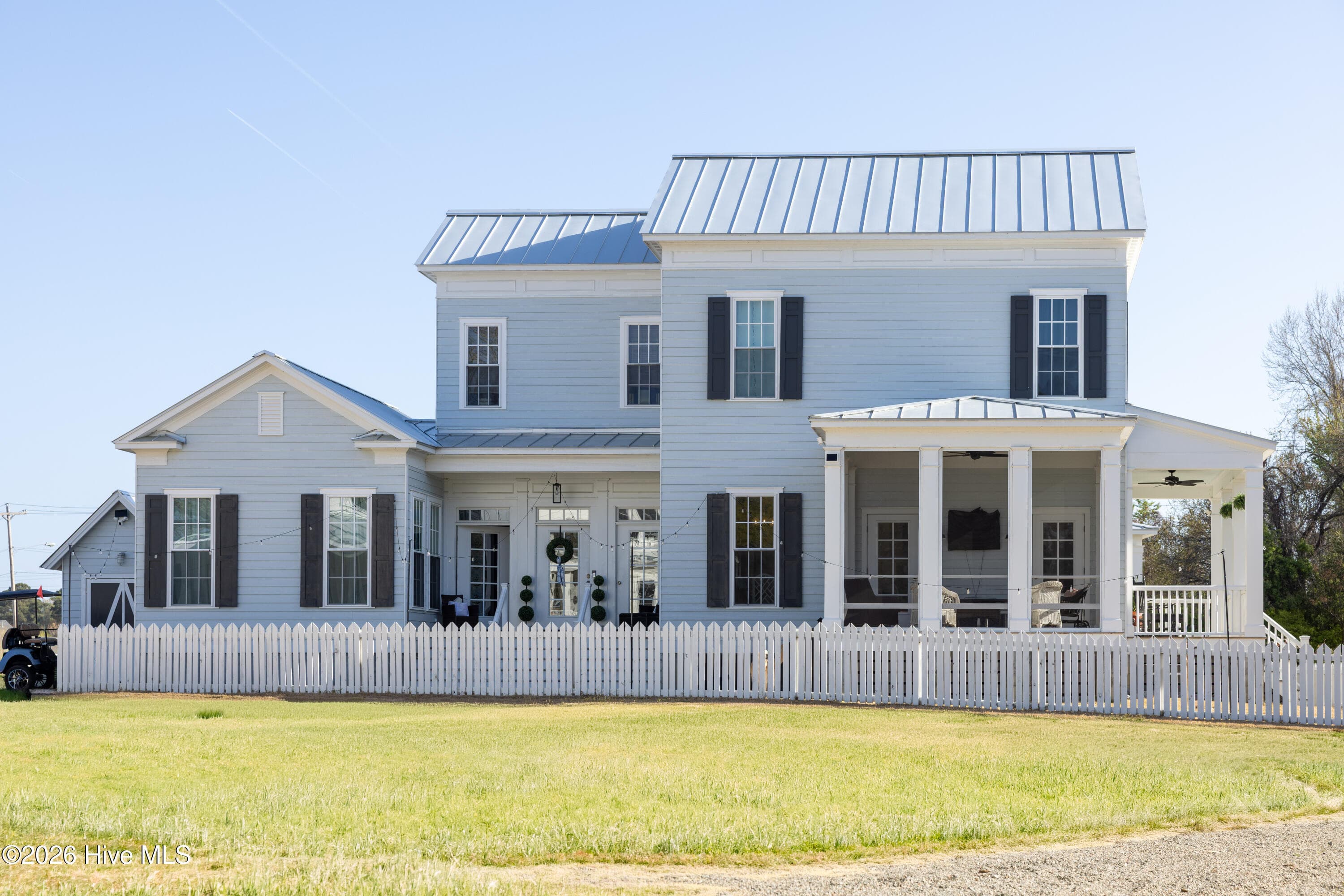 Single Family Residence at 107 Stonewall Lane, Edenton, NC 27932, photo 2 of 38