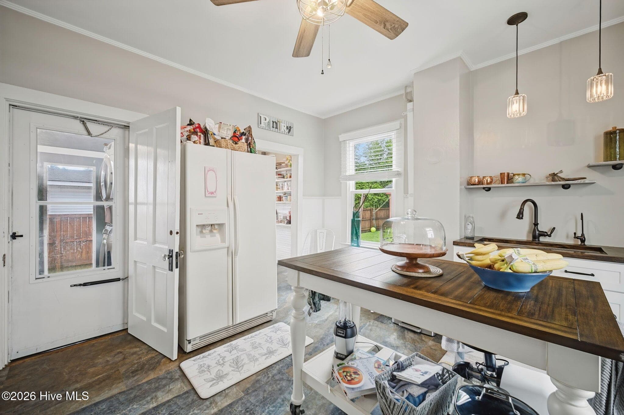 kitchen - 409 Cedar Street, Elizabeth City, NC 27909
