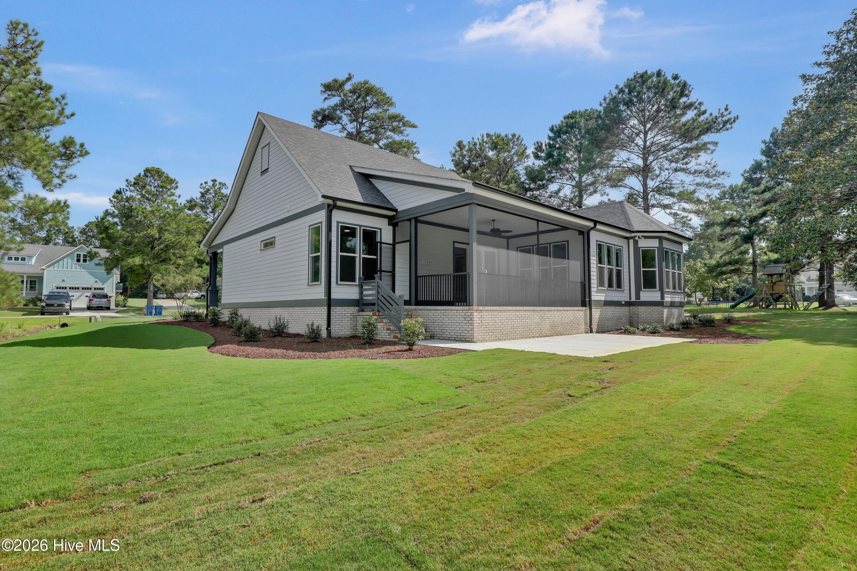Single Family Residence at 105 Tradewinds Drive, Hampstead, NC 28443, photo 57 of 83
