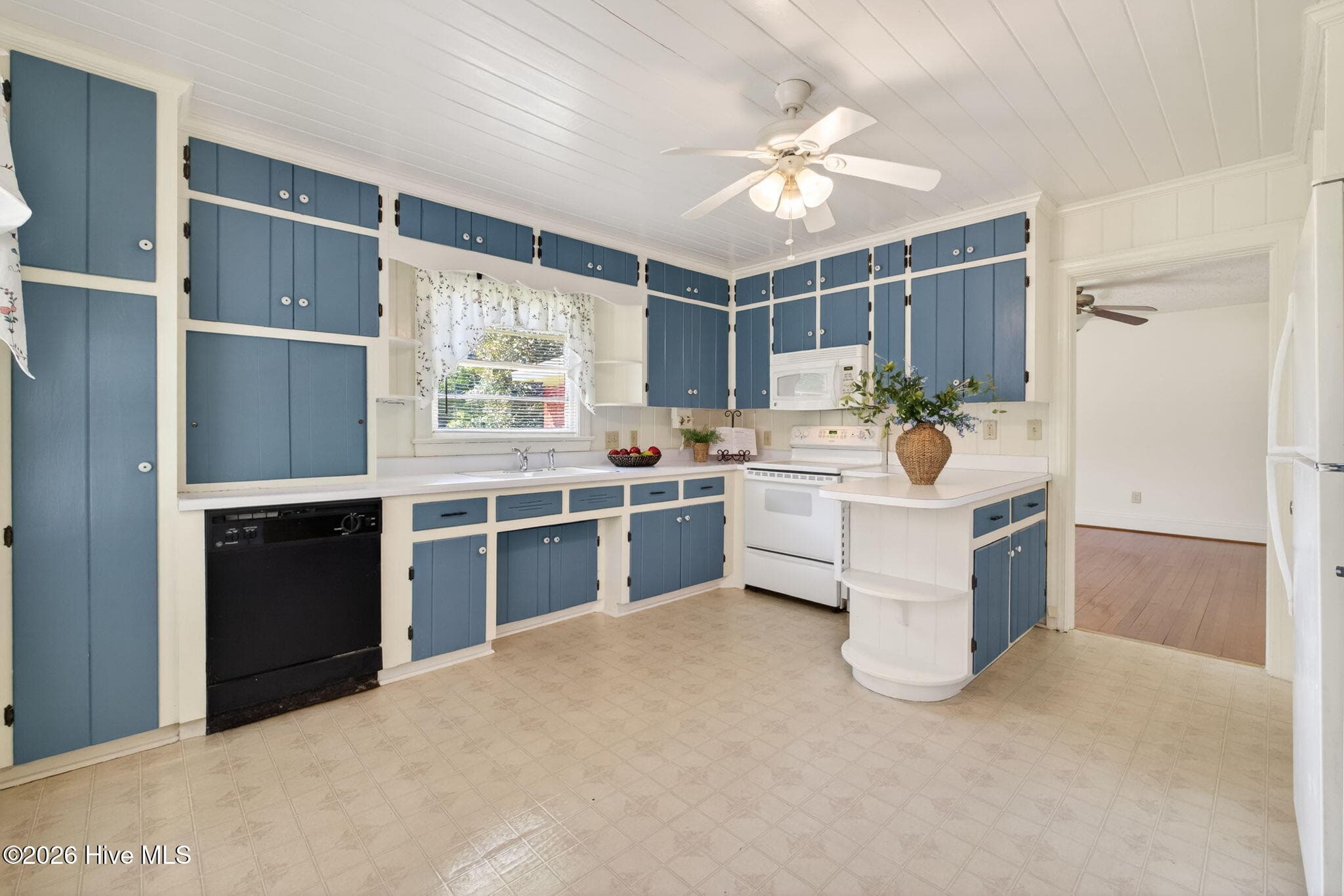 Single Family Residence at 403 S Pearl Street, Princeton, NC 27569, photo 14 of 57