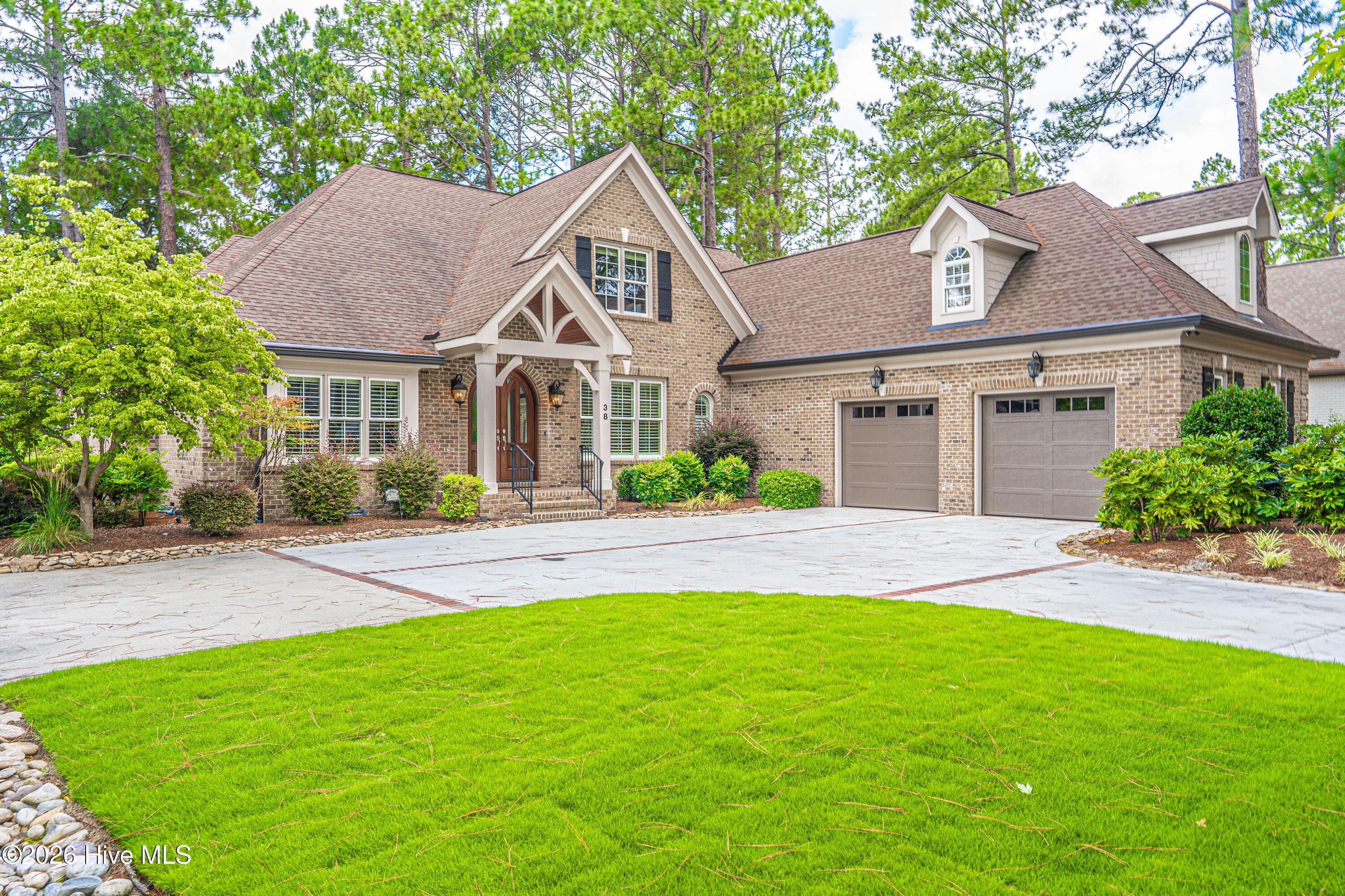 Single Family Residence at 38 E Augusta Lane, Southern Pines, NC 28387, photo 2 of 68