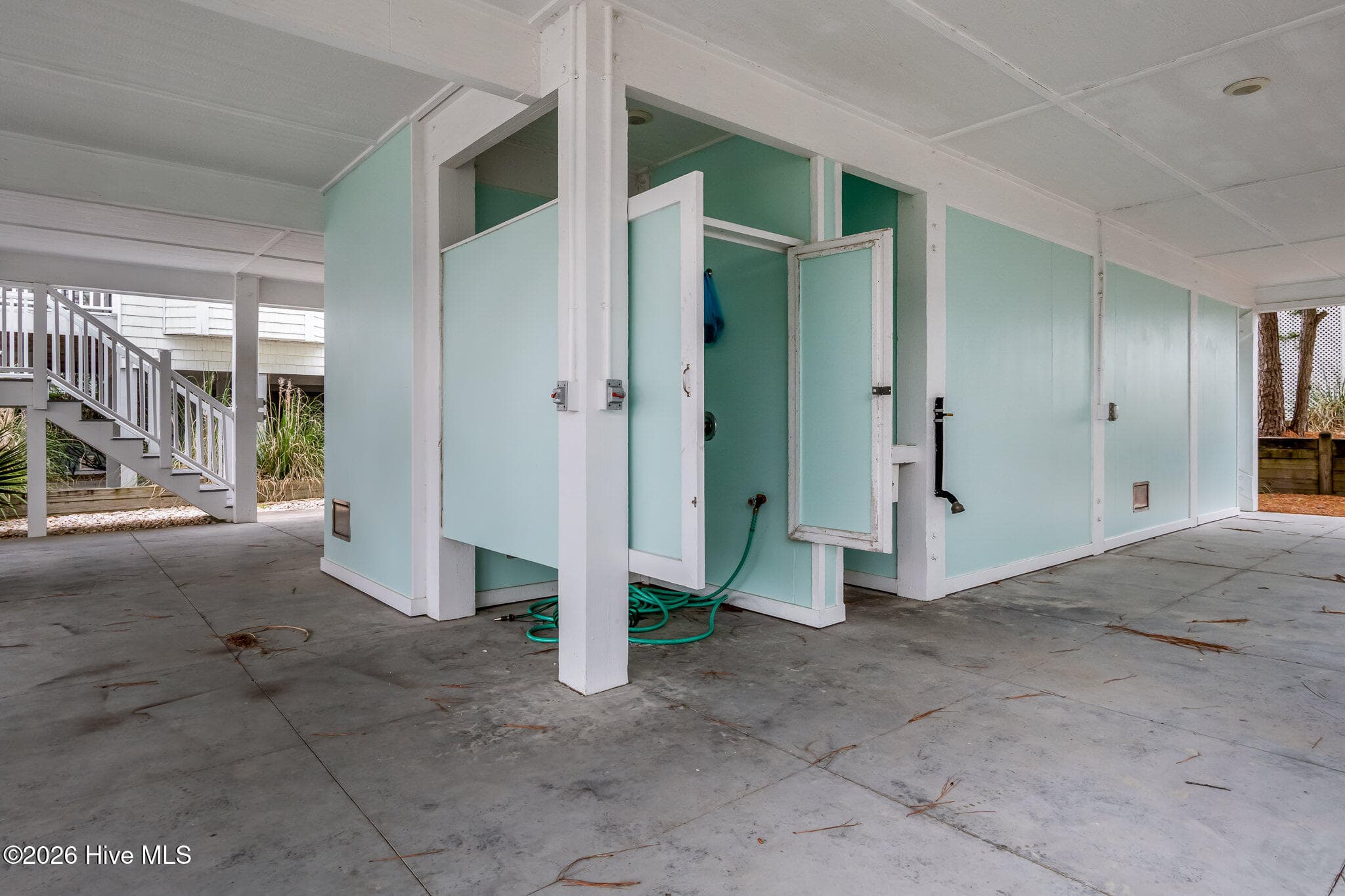 Single Family Residence at 404 30th Street, Sunset Beach, NC 28468, Sunset Beach, photo 4 of 8