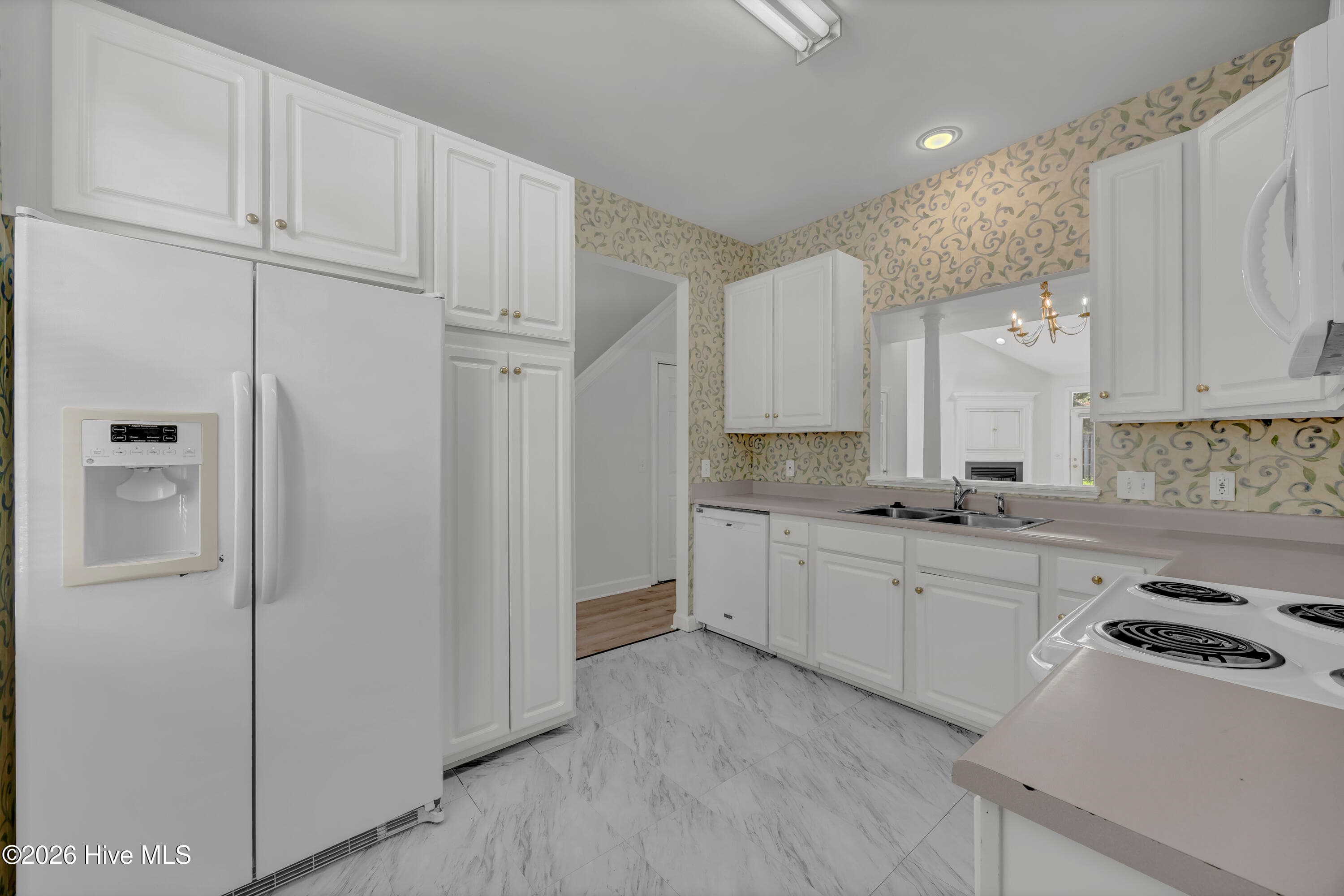 Townhouse at 5006 Carleton Drive Unit 22, Wilmington, NC 28403, photo 11 of 28