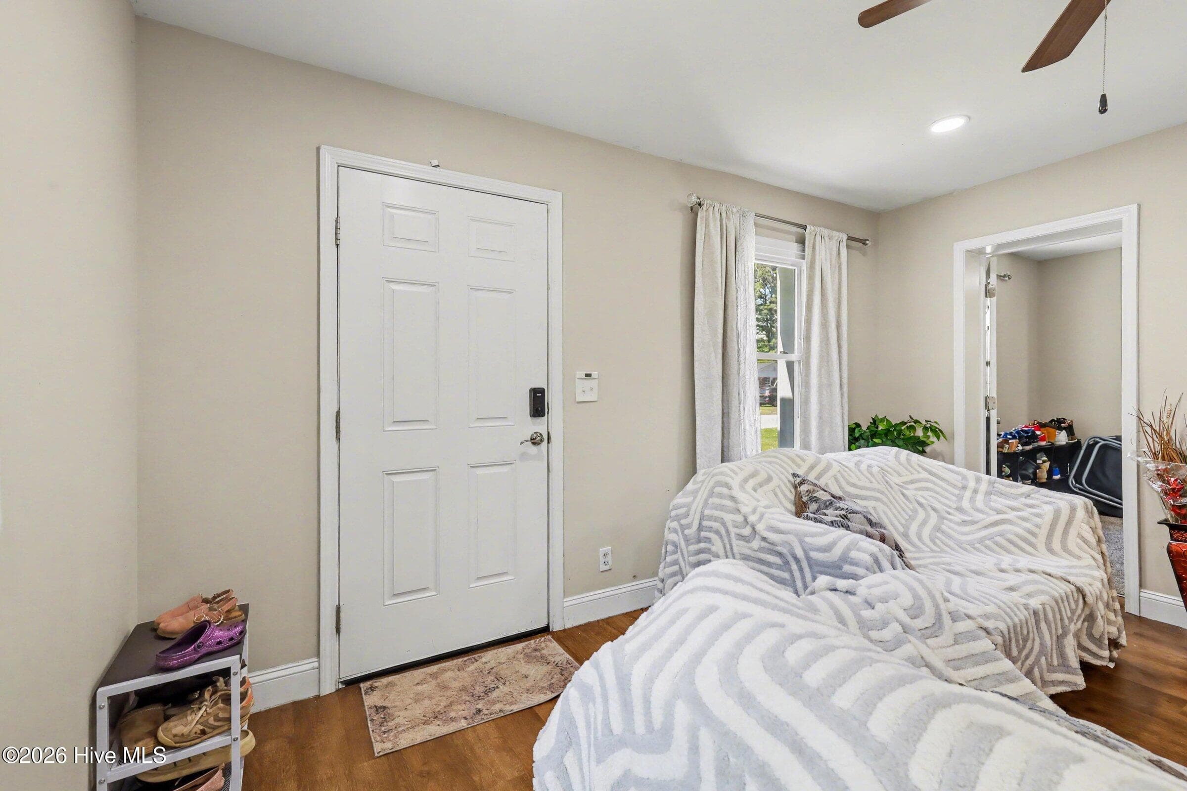 Single Family Residence at 518 E Townsend Street, Dunn, NC 28334, photo 6 of 24