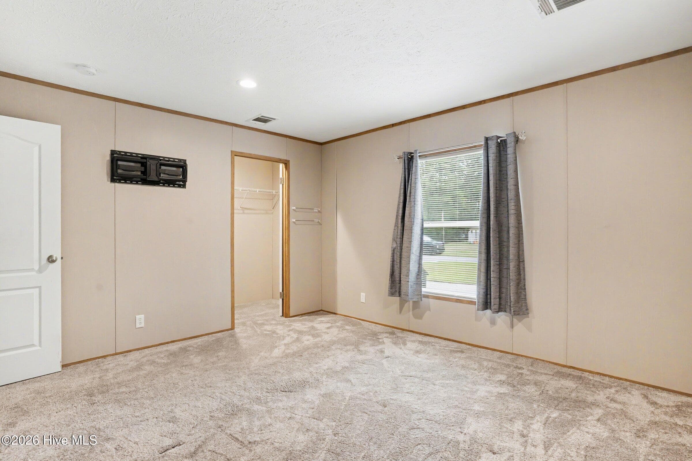 Manufactured Home at 335 Ridgewood Drive NW, Calabash, NC 28467, photo 27 of 39