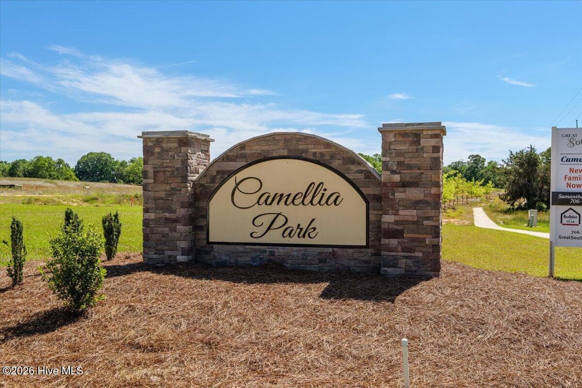 Single Family Residence at 2034 April Dawn Trail, Thomson, GA 30824, photo 5 of 123