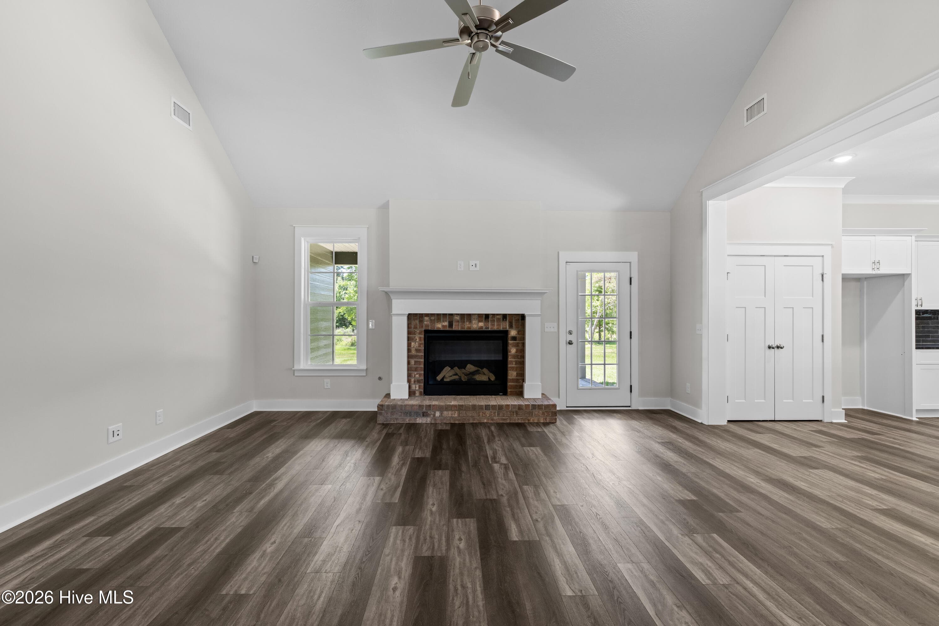 Gas fireplace - 1725 Bellingham Drive, Beech Island, SC 29842