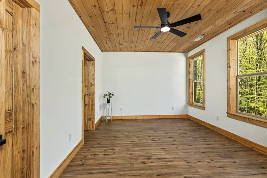 Single Family Residence at 342 Hunter Ridge, Murphy, NC 28906, photo 37 of 82