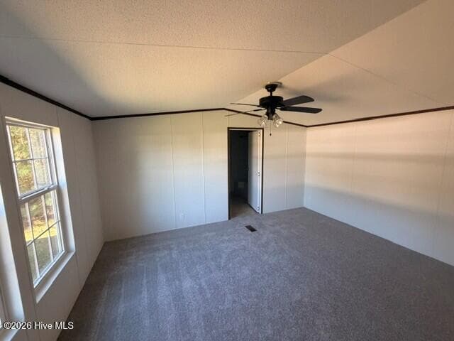 Manufactured Home at 105 Hourglass Lane, Jacksonville, NC 28540, photo 7 of 17