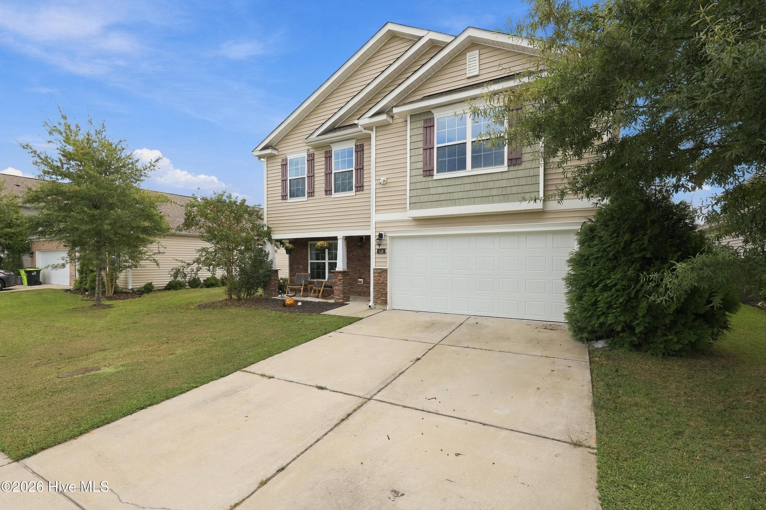 Single Family Residence at 414 Frida Road, New Bern, NC 28560, photo 4 of 54
