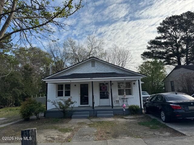 Duplex at 202 Lee Street NE, Wilson, NC 27893, photo 2 of 11