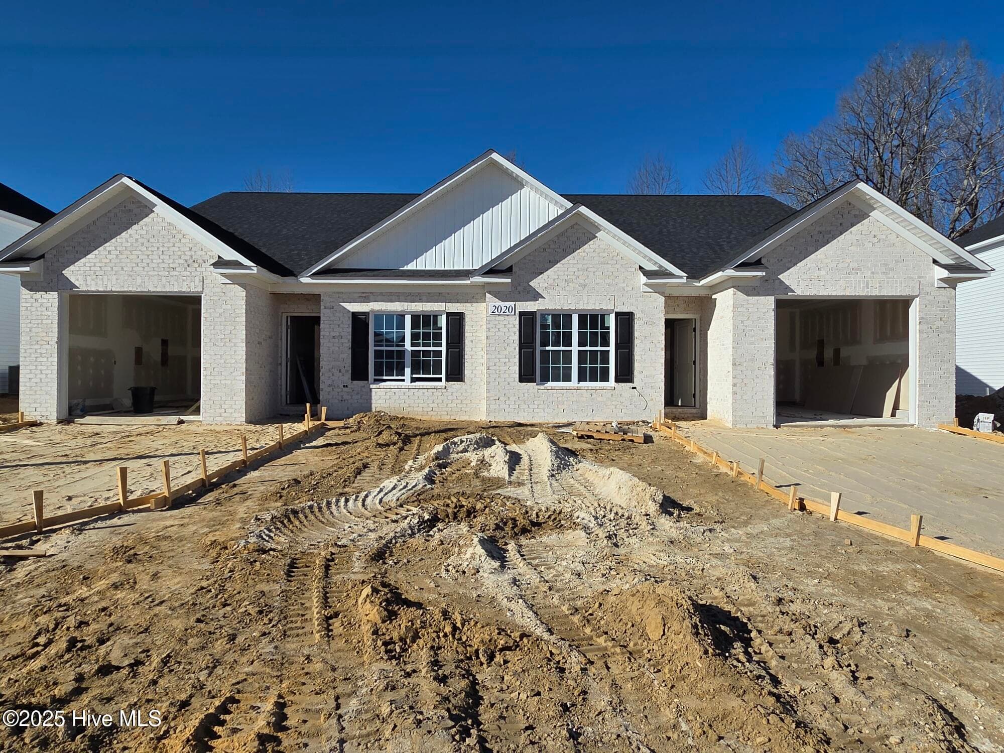 Townhouse at 2020 Dartford Drive B, Greenville, NC 27834, photo 6 of 84