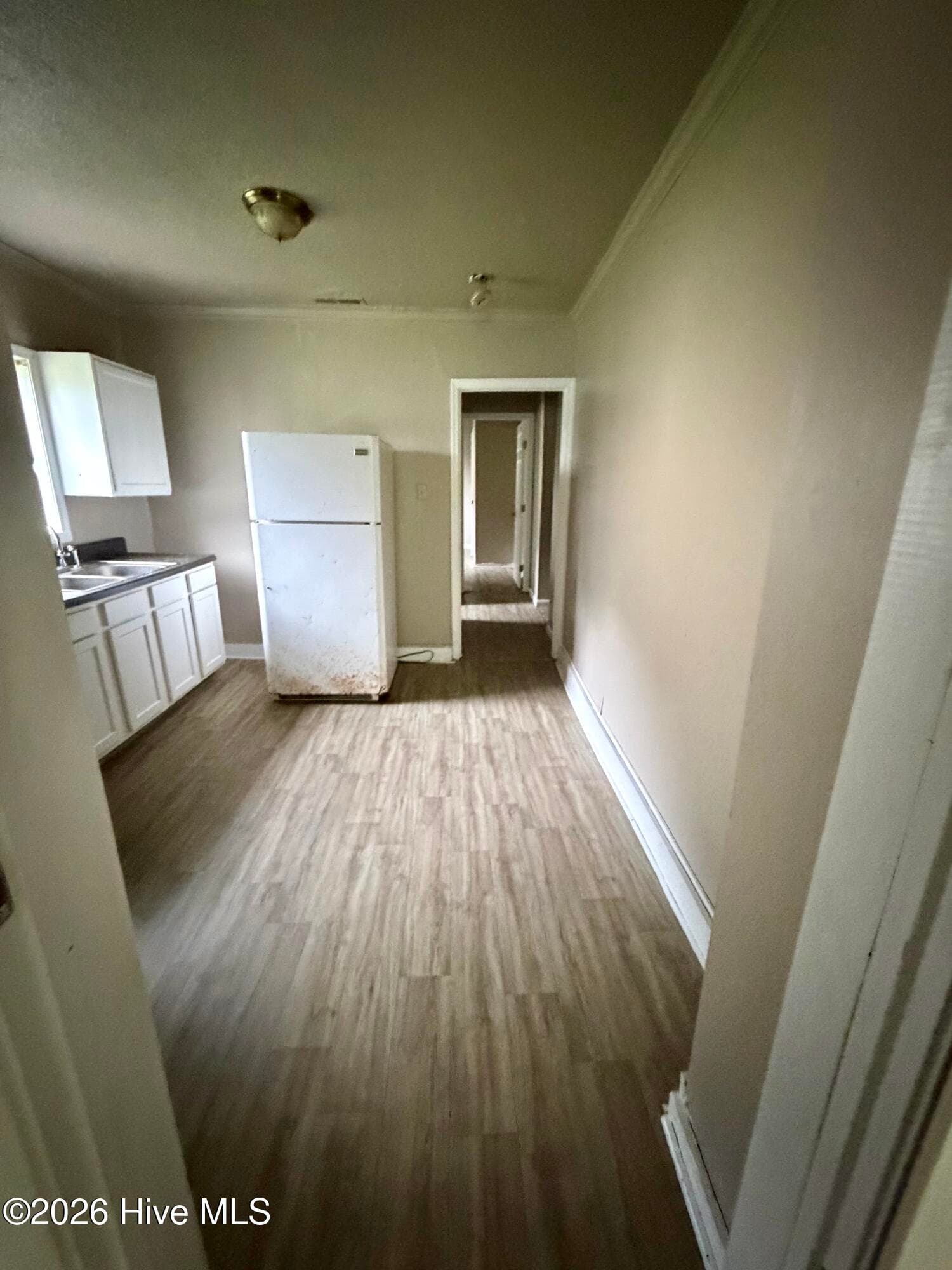 Single Family Residence at 207 E Peterson Street, Edenton, NC 27932, photo 5 of 10