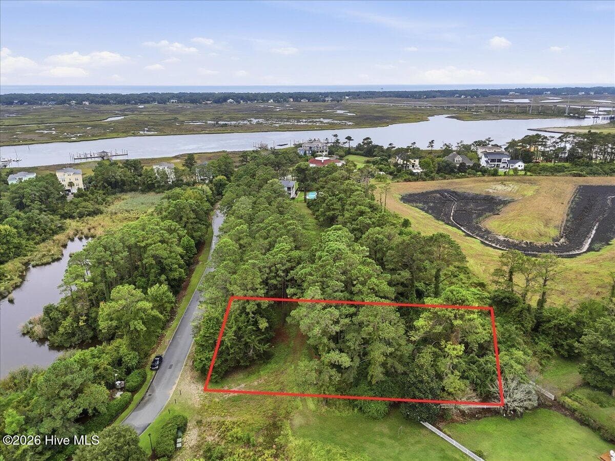 4042 1 Barnes Bluff Drive SE, Southport, NC 28461