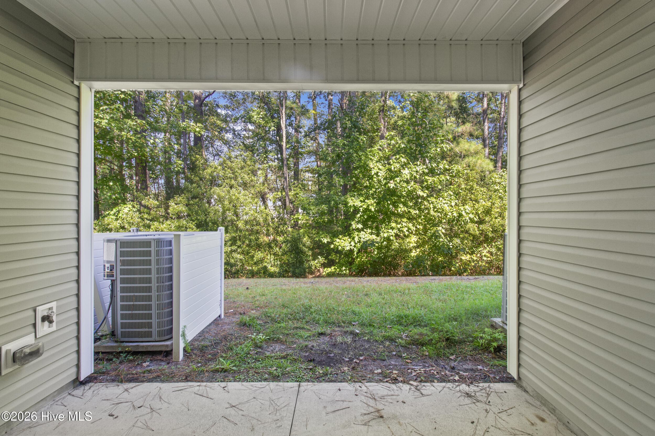 Townhouse at 109 Jaydn Drive E, Jacksonville, NC 28546, Jacksonville, photo 33 of 38