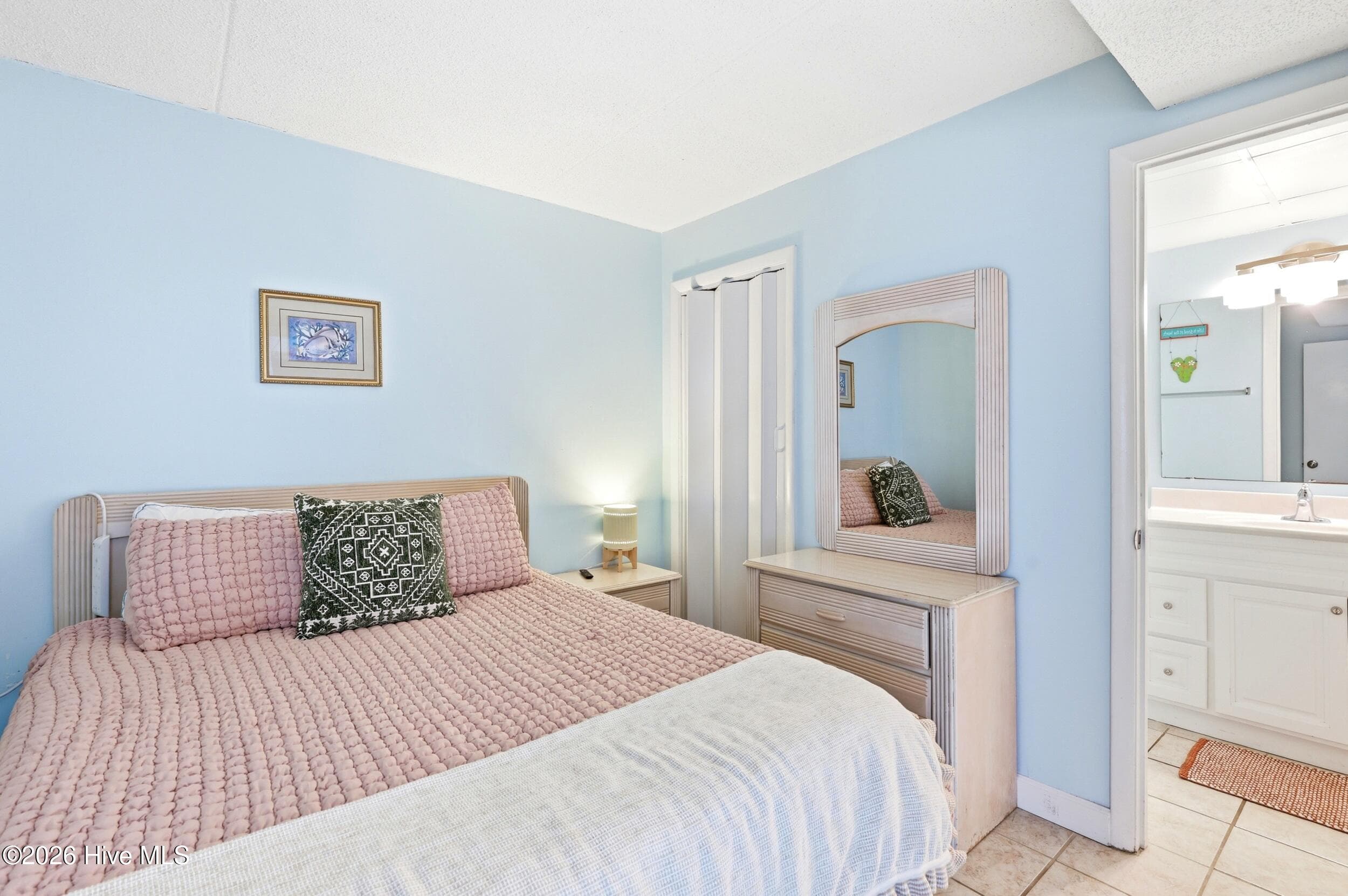 Guest bedroom - 222 Carolina Beach Avenue N Unit 128, Carolina Beach, NC 28428