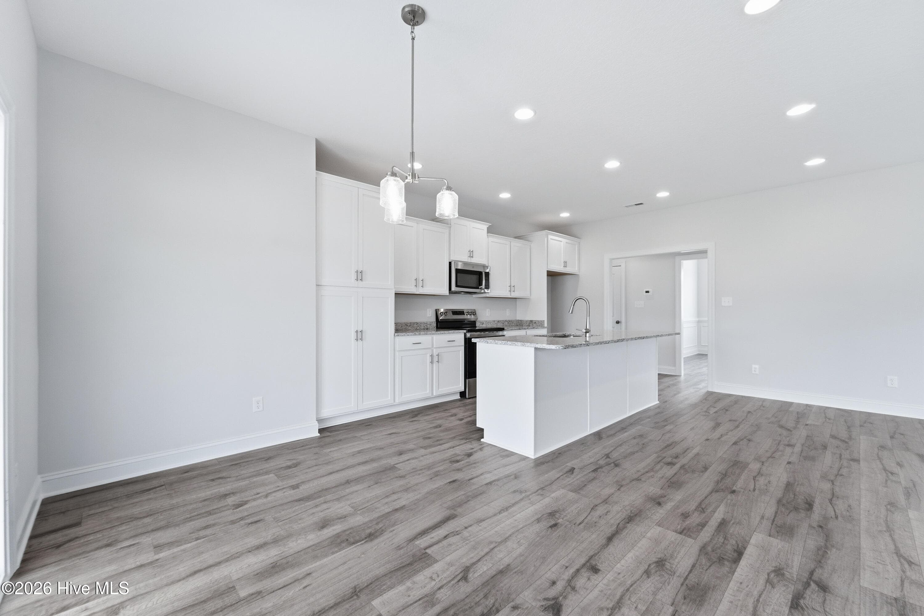 Single Family Residence at 601 Salty Marsh Lane, Jacksonville, NC 28546, photo 24 of 86