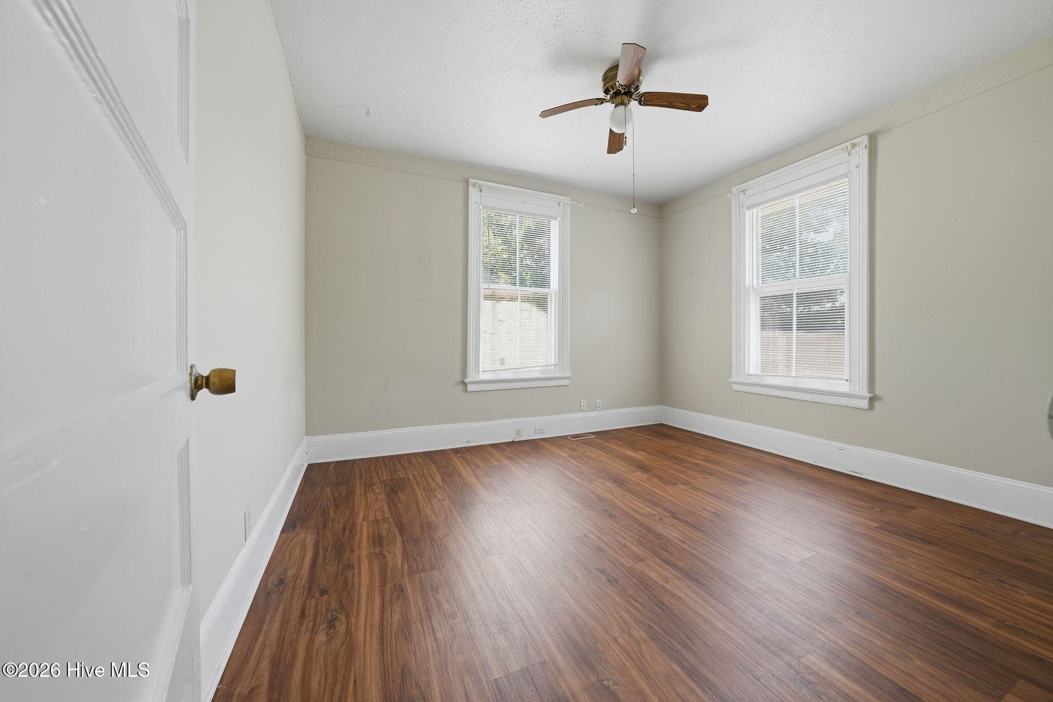 Single Family Residence at 2055 Washington Street, Wilmington, NC 28401, photo 12 of 28
