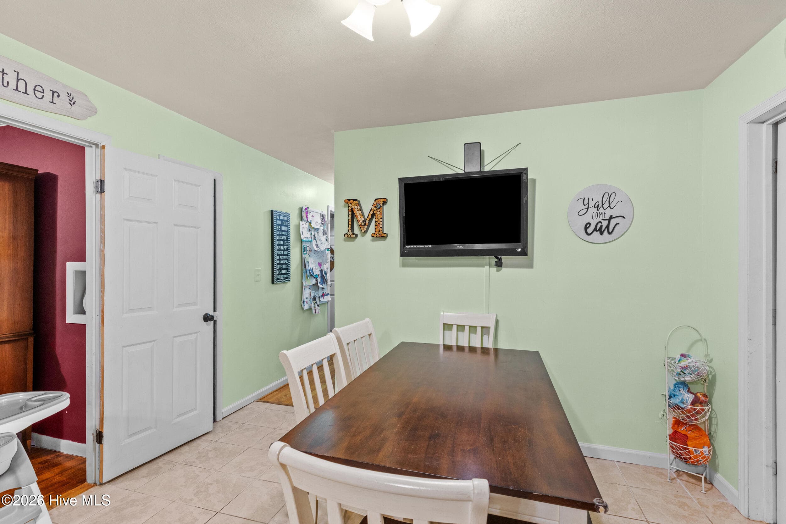 Single Family Residence at 664 S Dixie Road, Wagener, SC 29164, photo 19 of 56