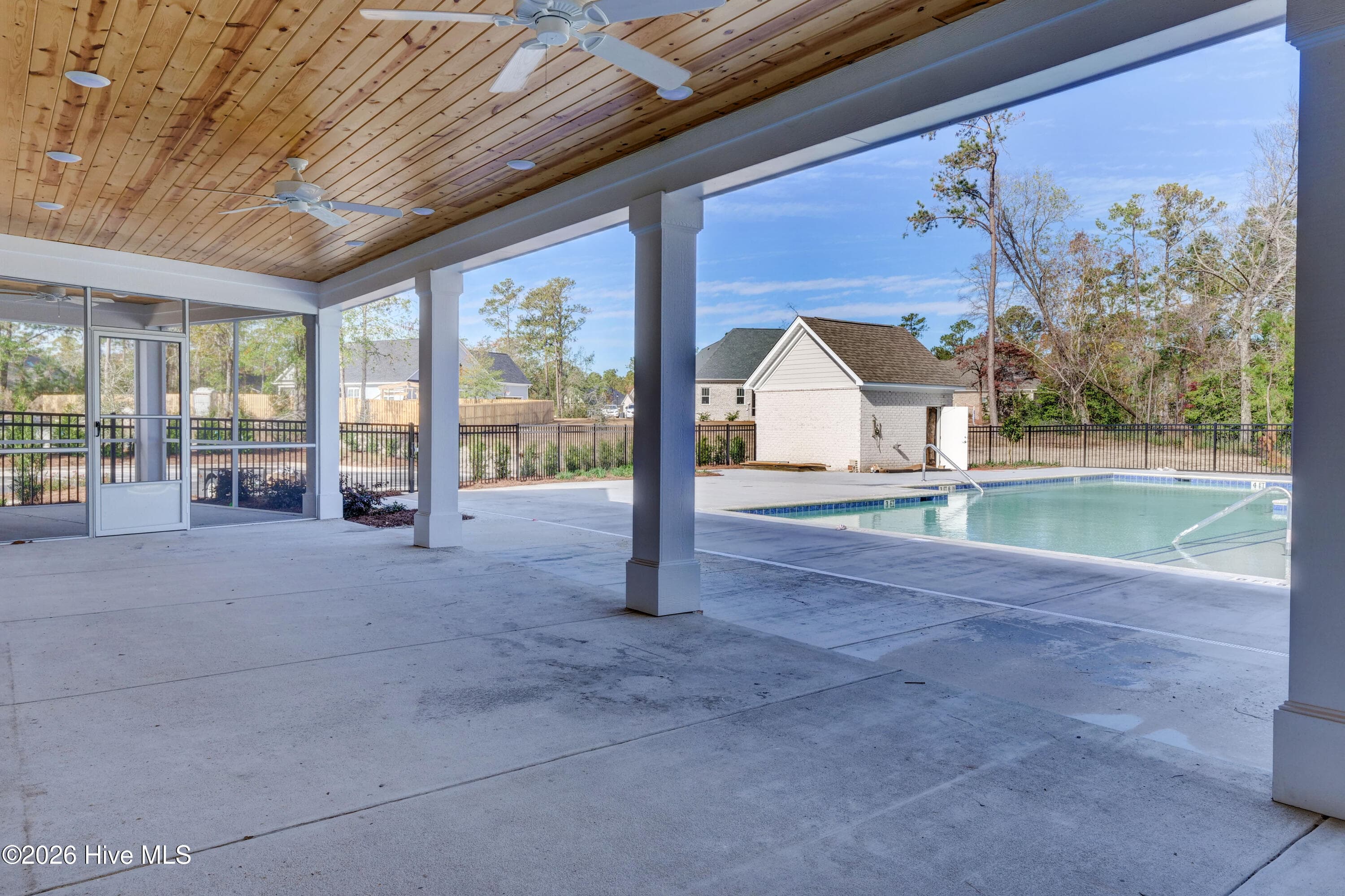 Single Family Residence at 36 Beaumont Circle, Hampstead, NC 28443, photo 53 of 61