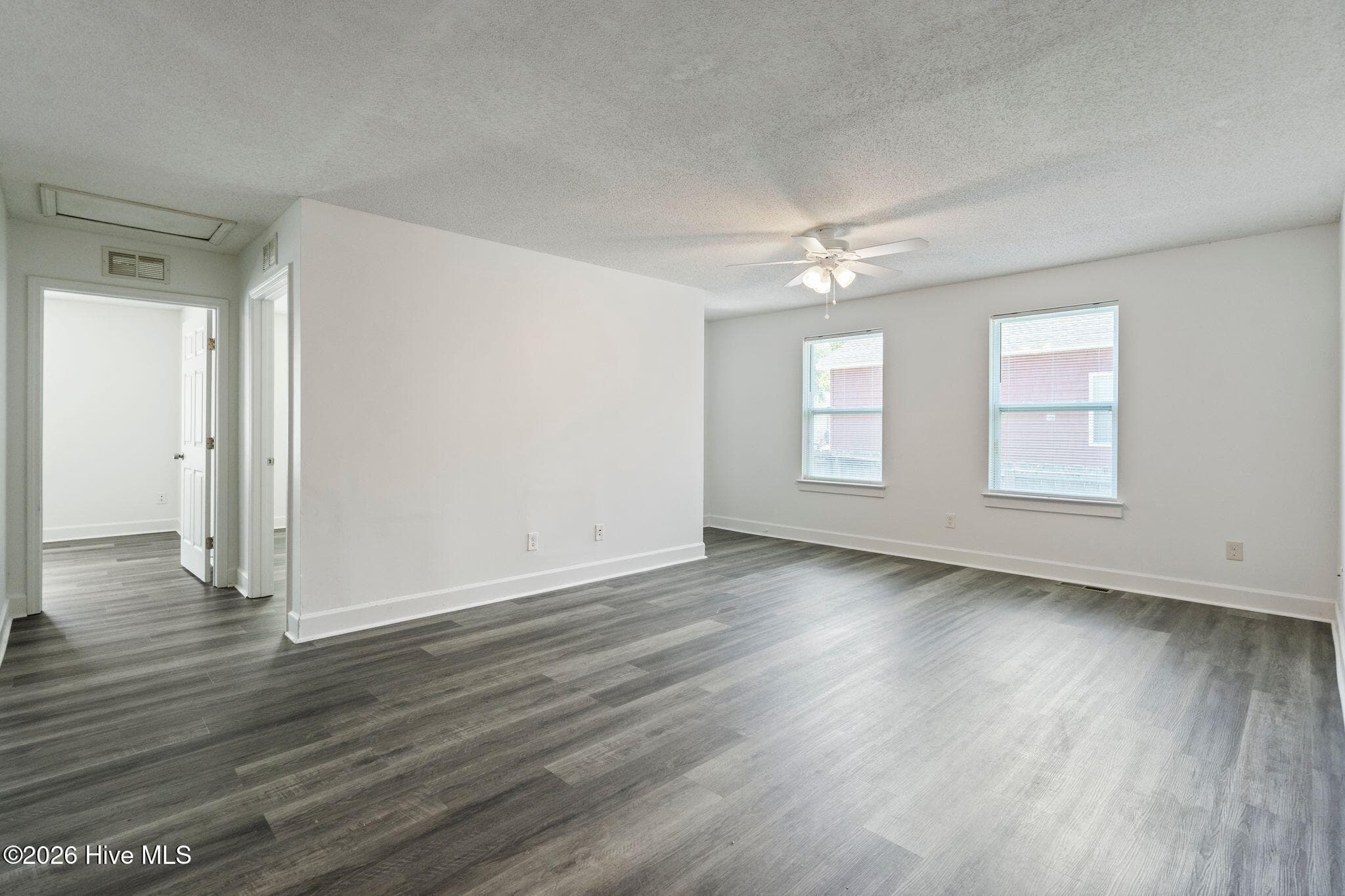Single Family Residence at 3913 Prices Lane, Wilmington, NC 28405, photo 11 of 56