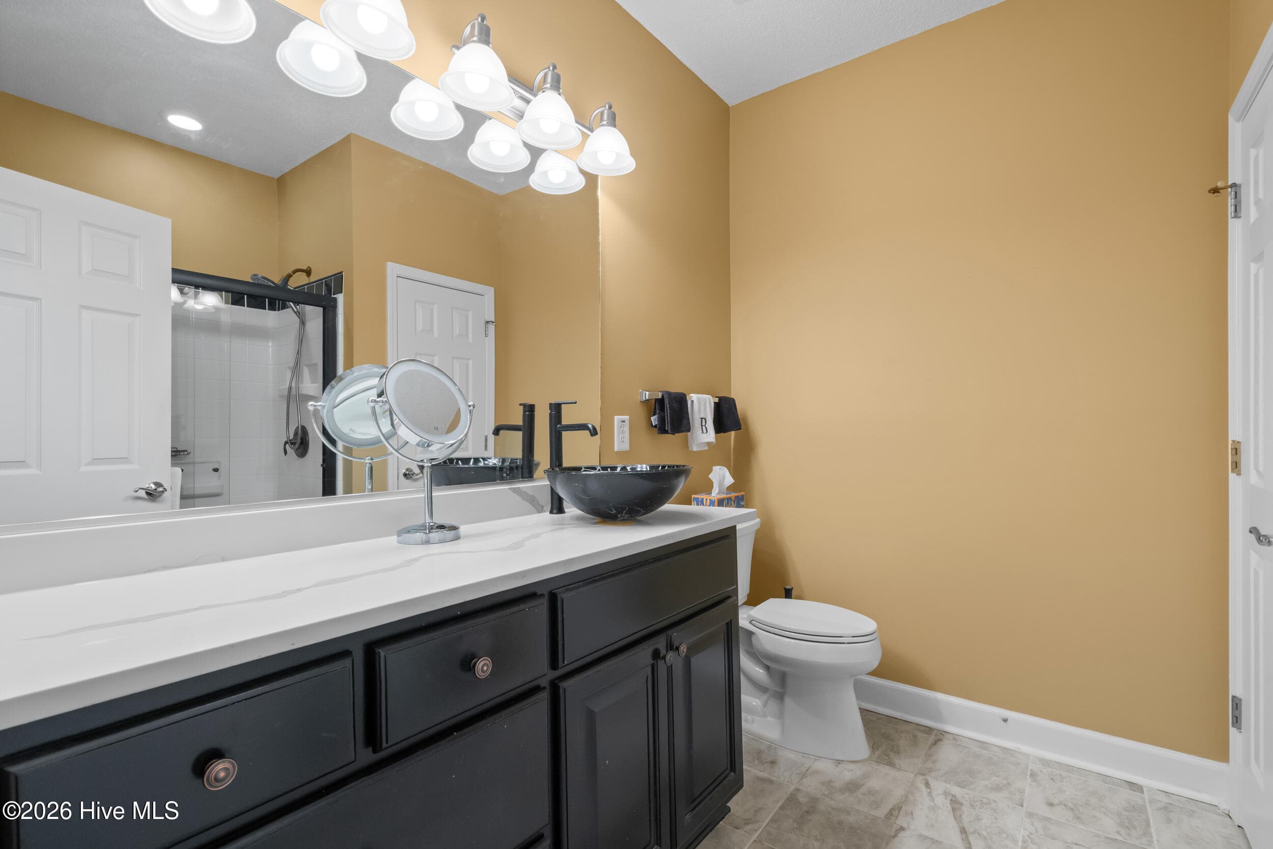 Private en-suite bathroom - 222 Pilothouse Place, Carolina Shores, NC 28467, Carolina Shores