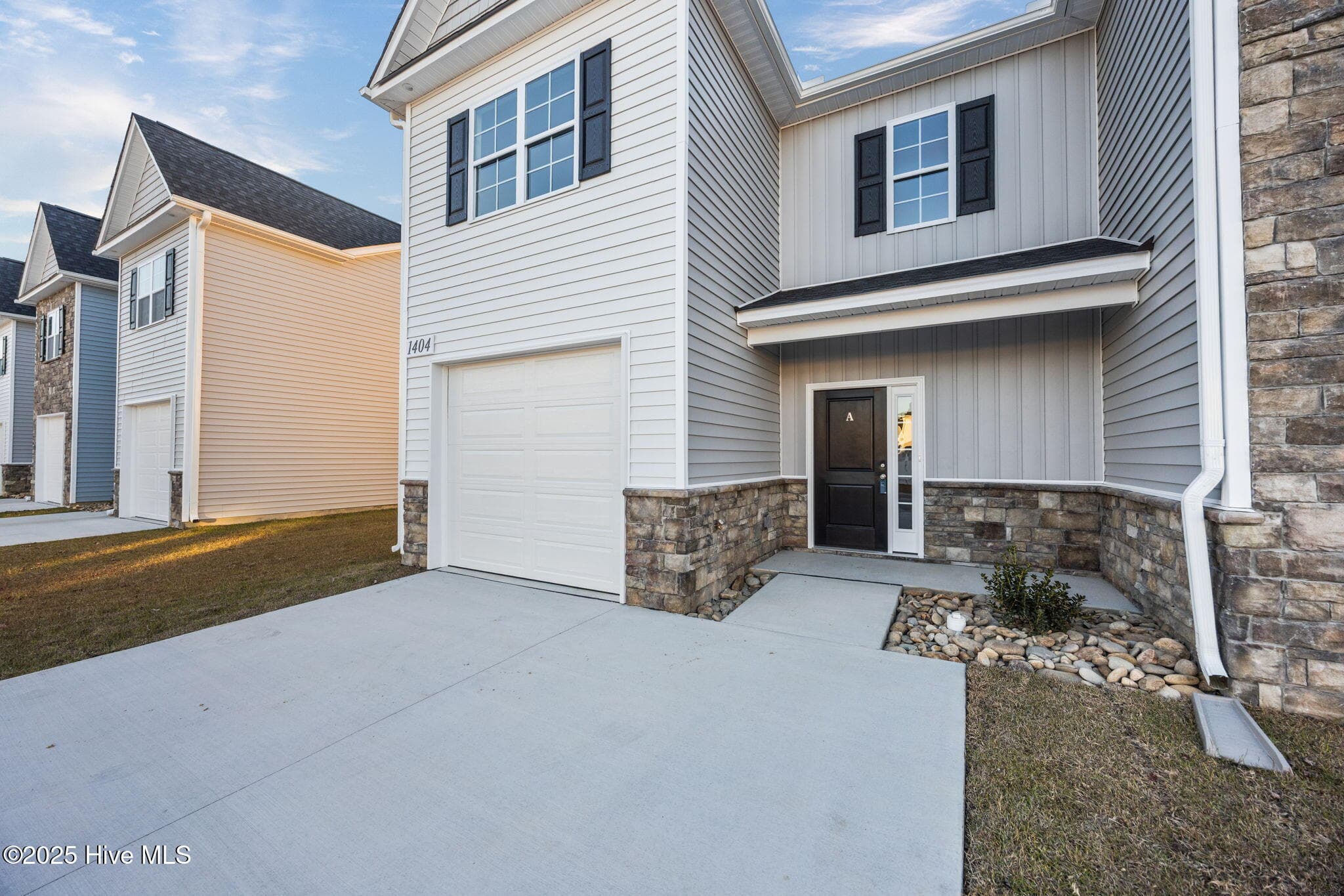 Townhouse at 2001 Newbury Way D, Greenville, NC 27834, photo 27 of 109