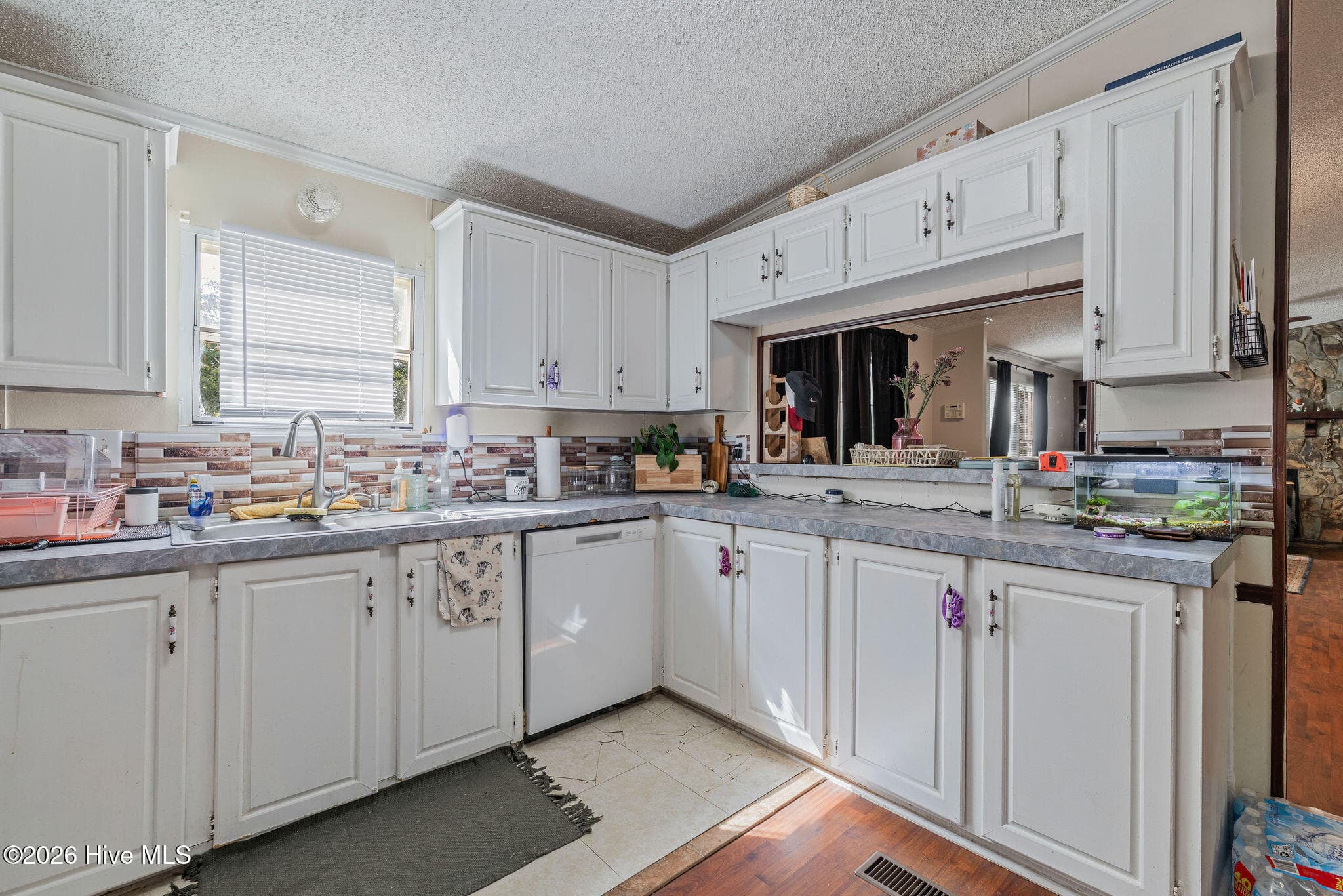 Manufactured Home at 111 Knollwood Drive, Goldsboro, NC 27530, photo 18 of 30