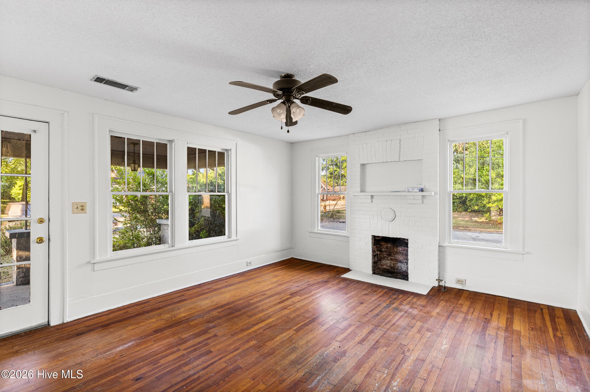 Single Family Residence at 2517 Wrightsboro Road, Augusta, GA 30904, photo 14 of 62