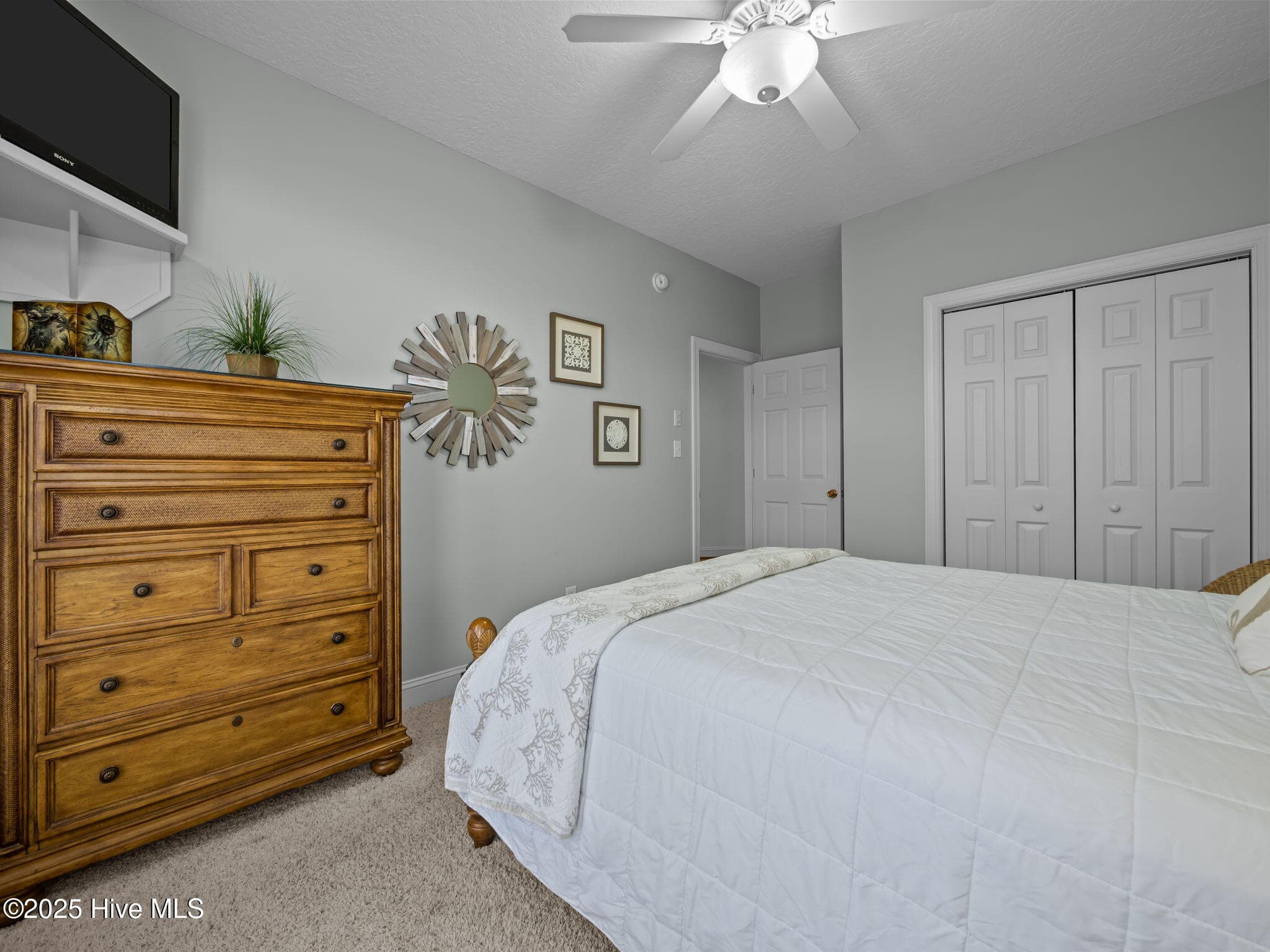 Single Family Residence at 9902 Colonel Hanson Court, Emerald Isle, NC 28594, photo 24 of 56
