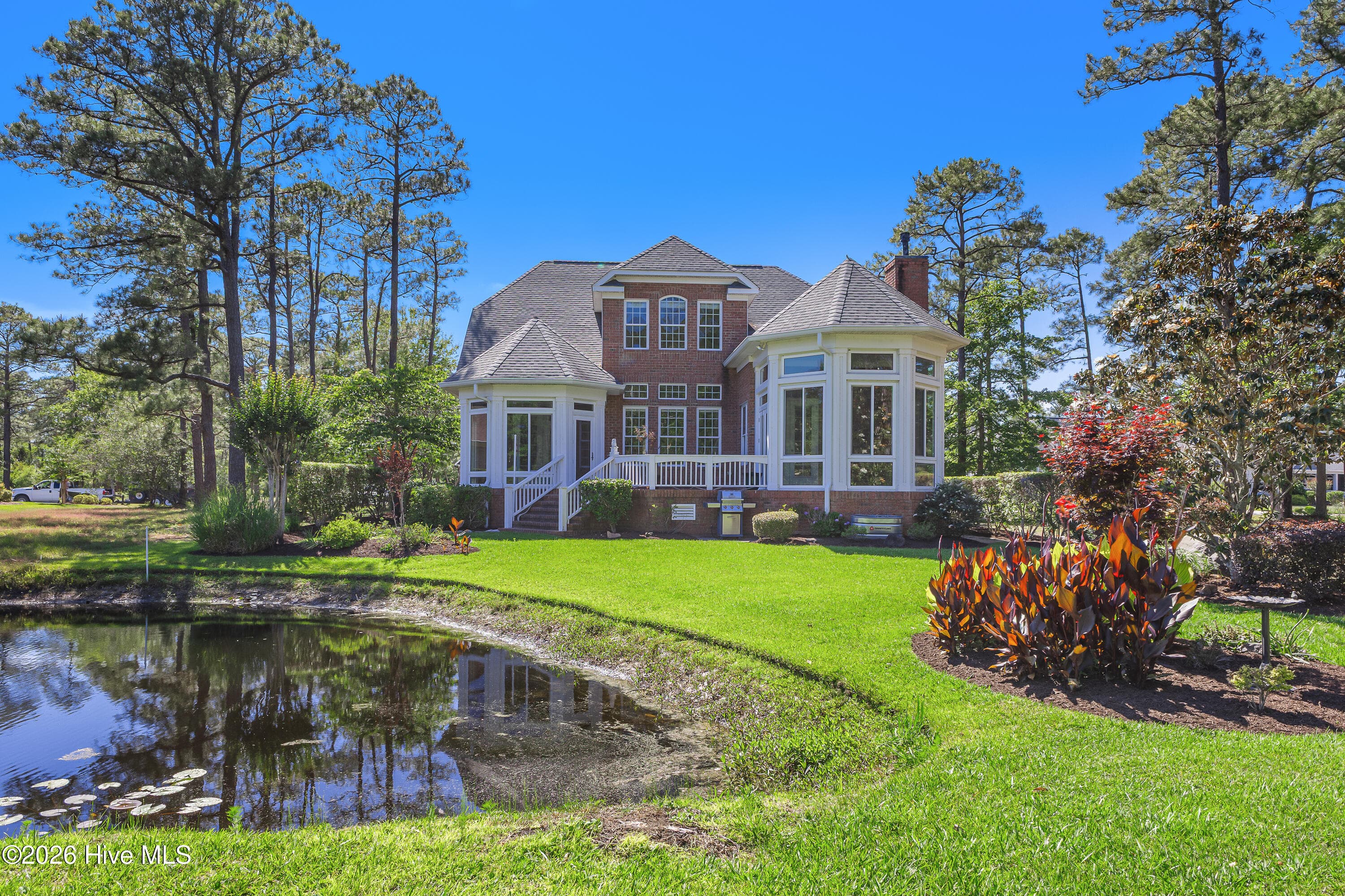 Single Family Residence at 6656 Summerhill Glen SW, Ocean Isle Beach, NC 28469, photo 5 of 6