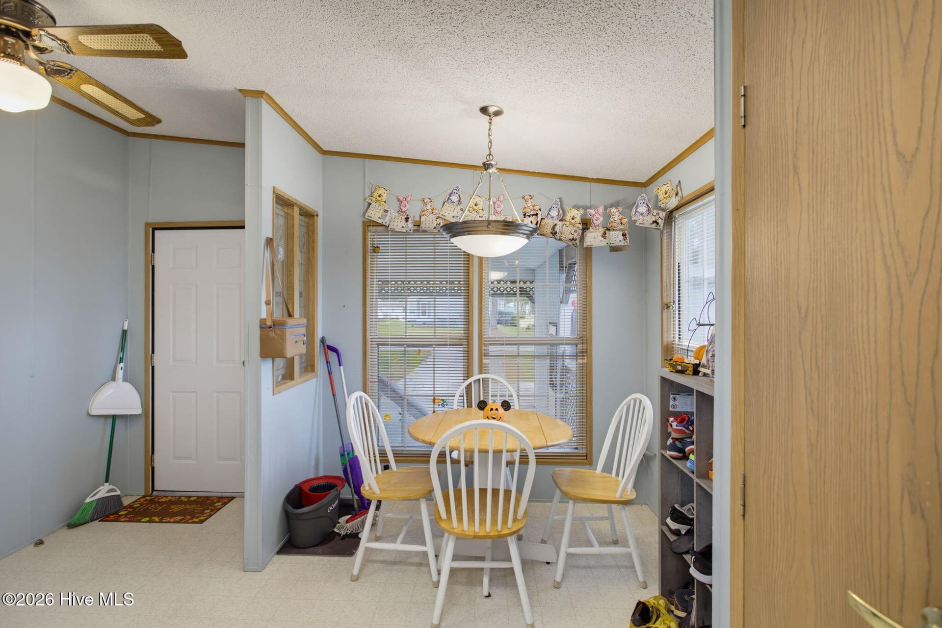 Manufactured Home at 160 Champion Drive, Hampstead, NC 28443, photo 16 of 33