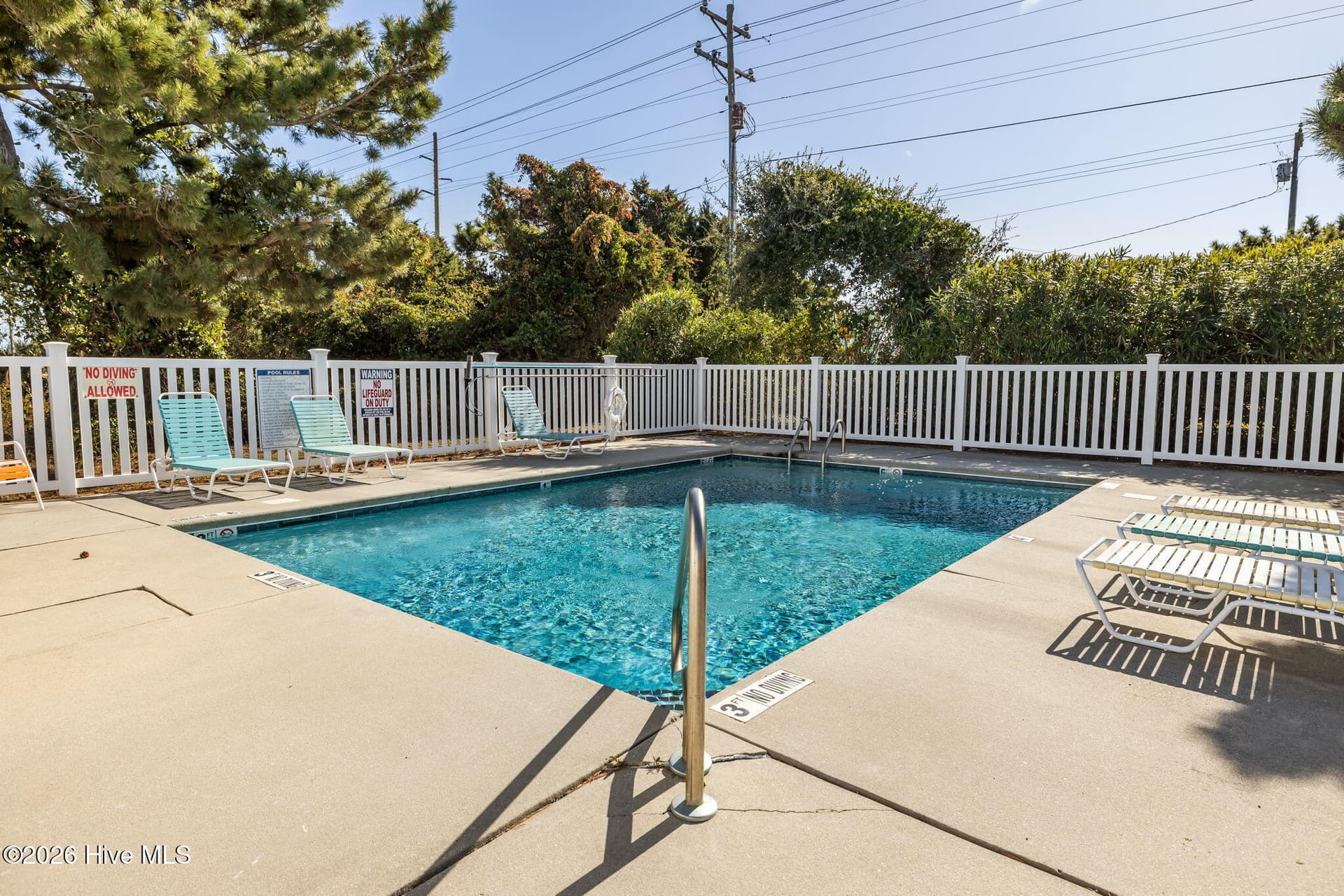 Condominium at 2306 Emerald Drive 1, Emerald Isle, NC 28594, photo 2 of 4