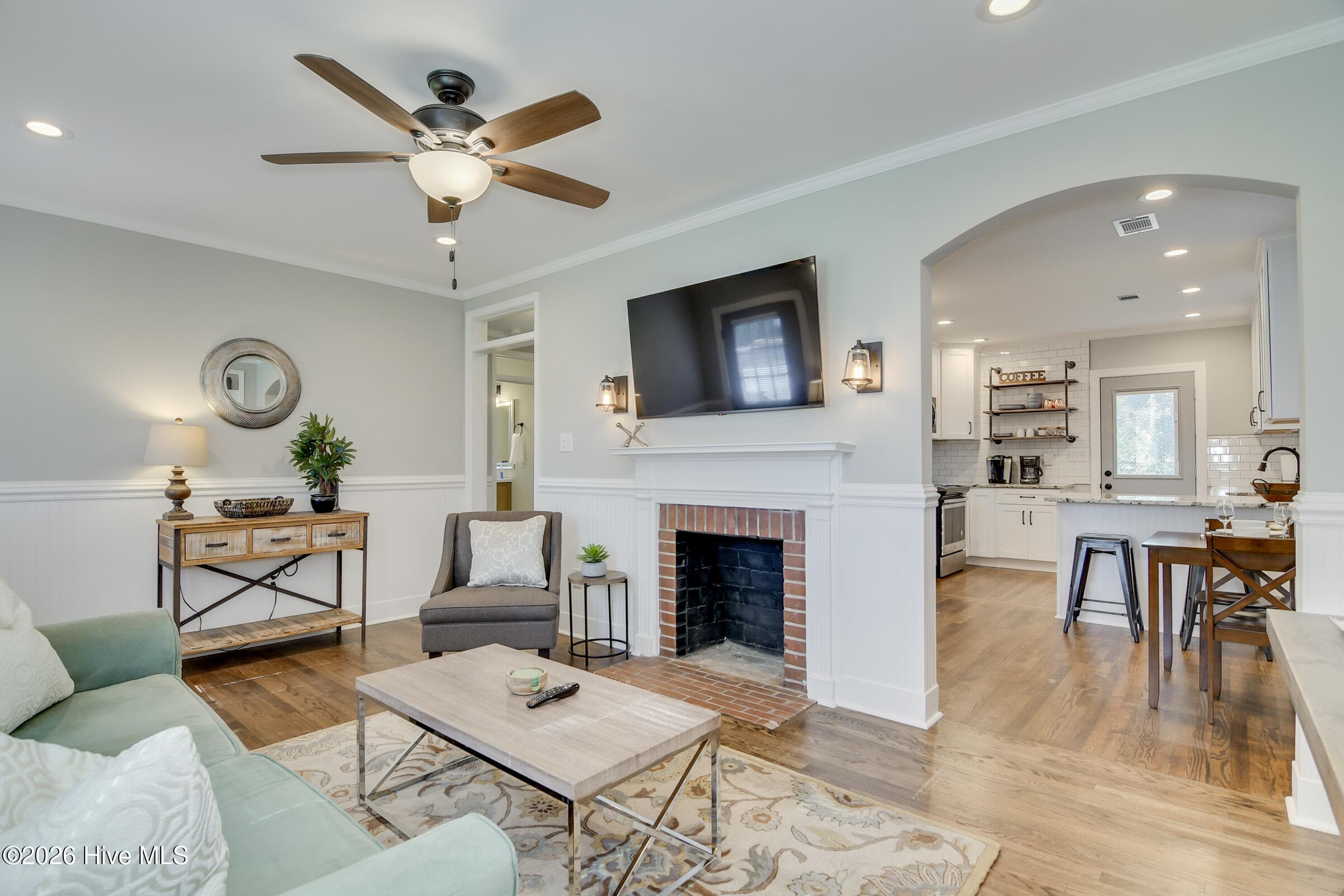 Single Family Residence at 1023 Eustis Drive, Augusta, GA 30904, photo 5 of 47