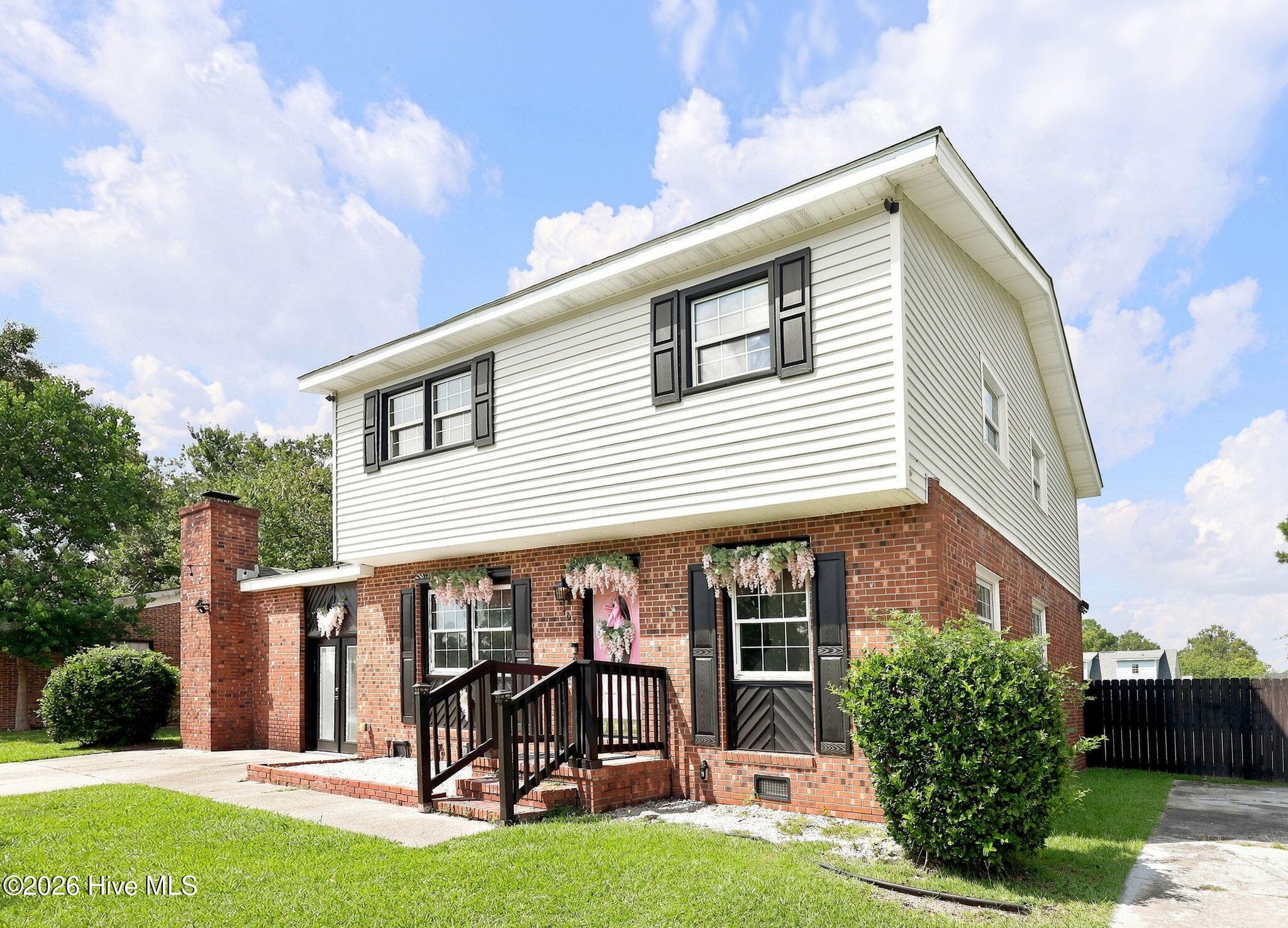 Single Family Residence at 407 Brynn Marr Road, Jacksonville, NC 28546, photo 4 of 49